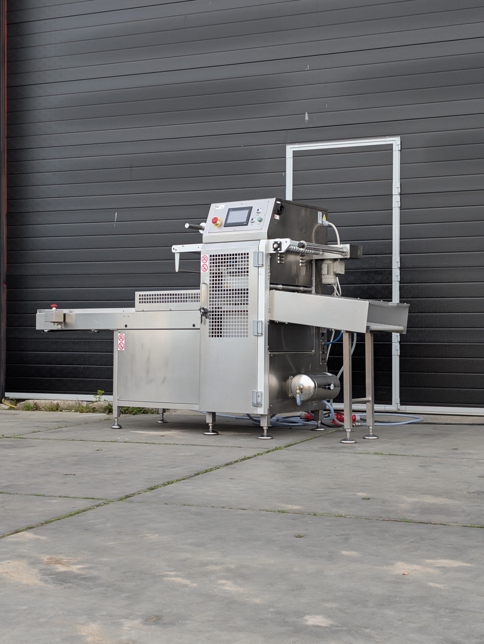Used 2018 Italian Pack Inline traysealer