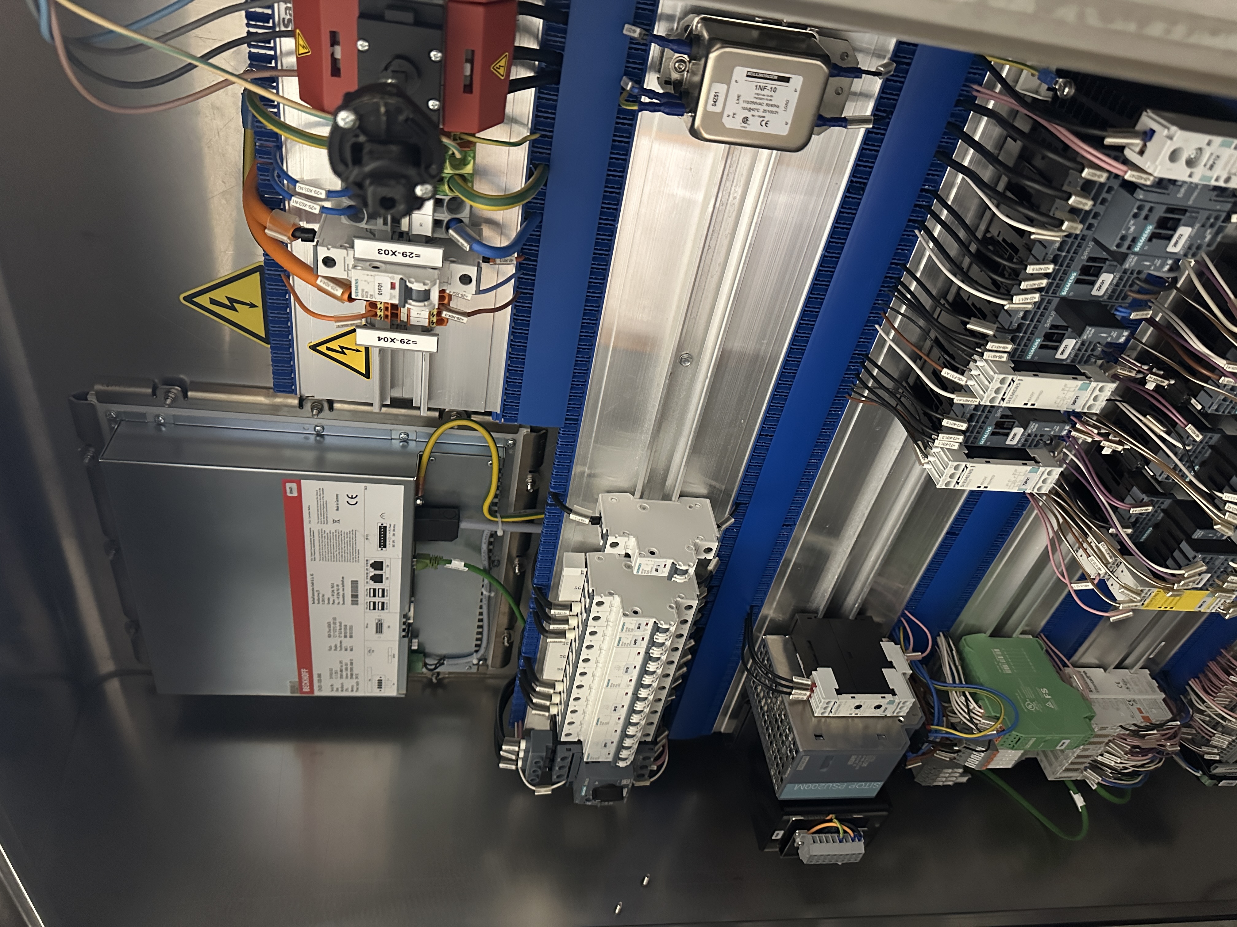 Used 2015 Multivac T300 with skin and MAP