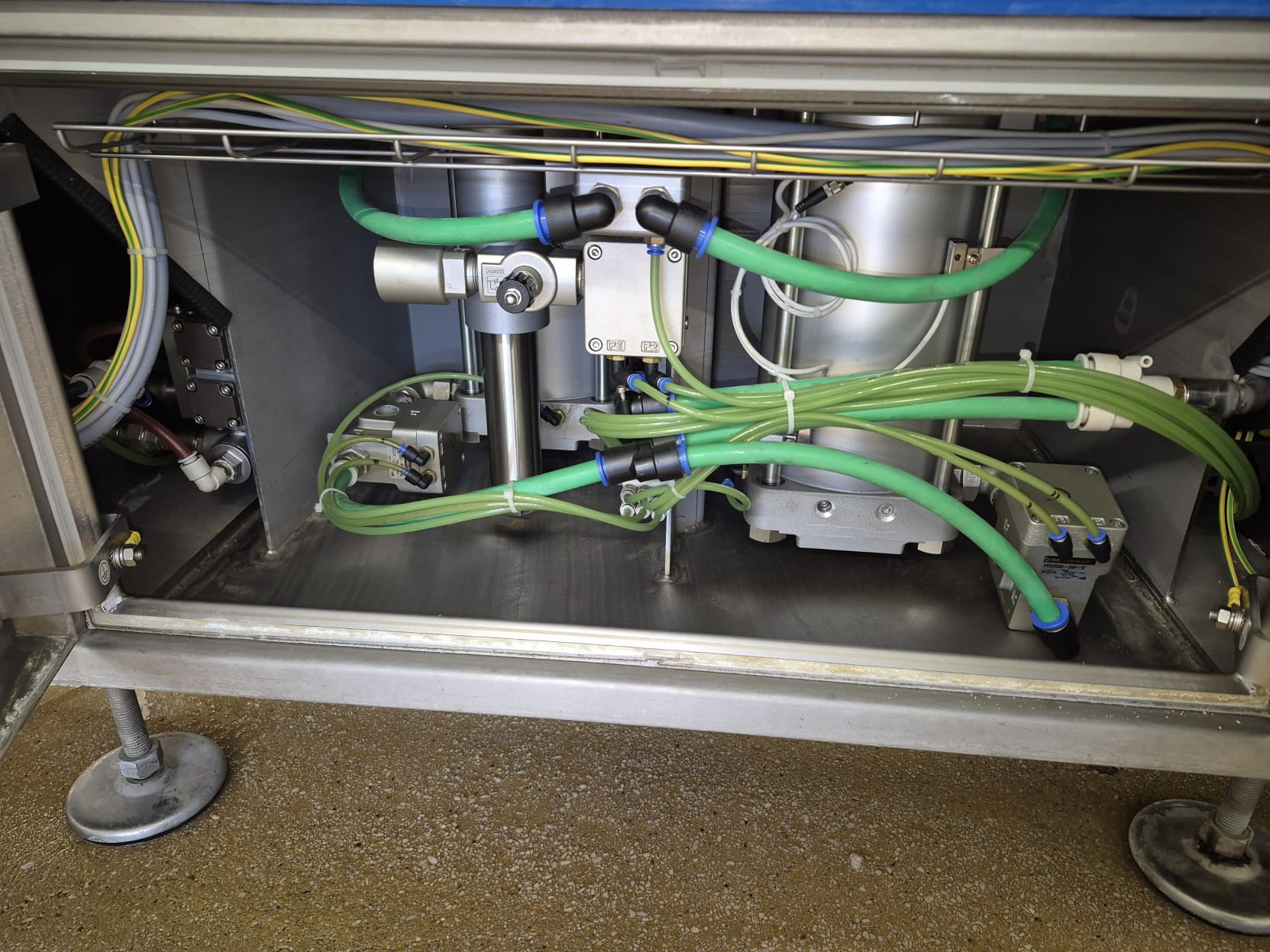 Used 2011 Sealpac A6 tray sealer with triple mould