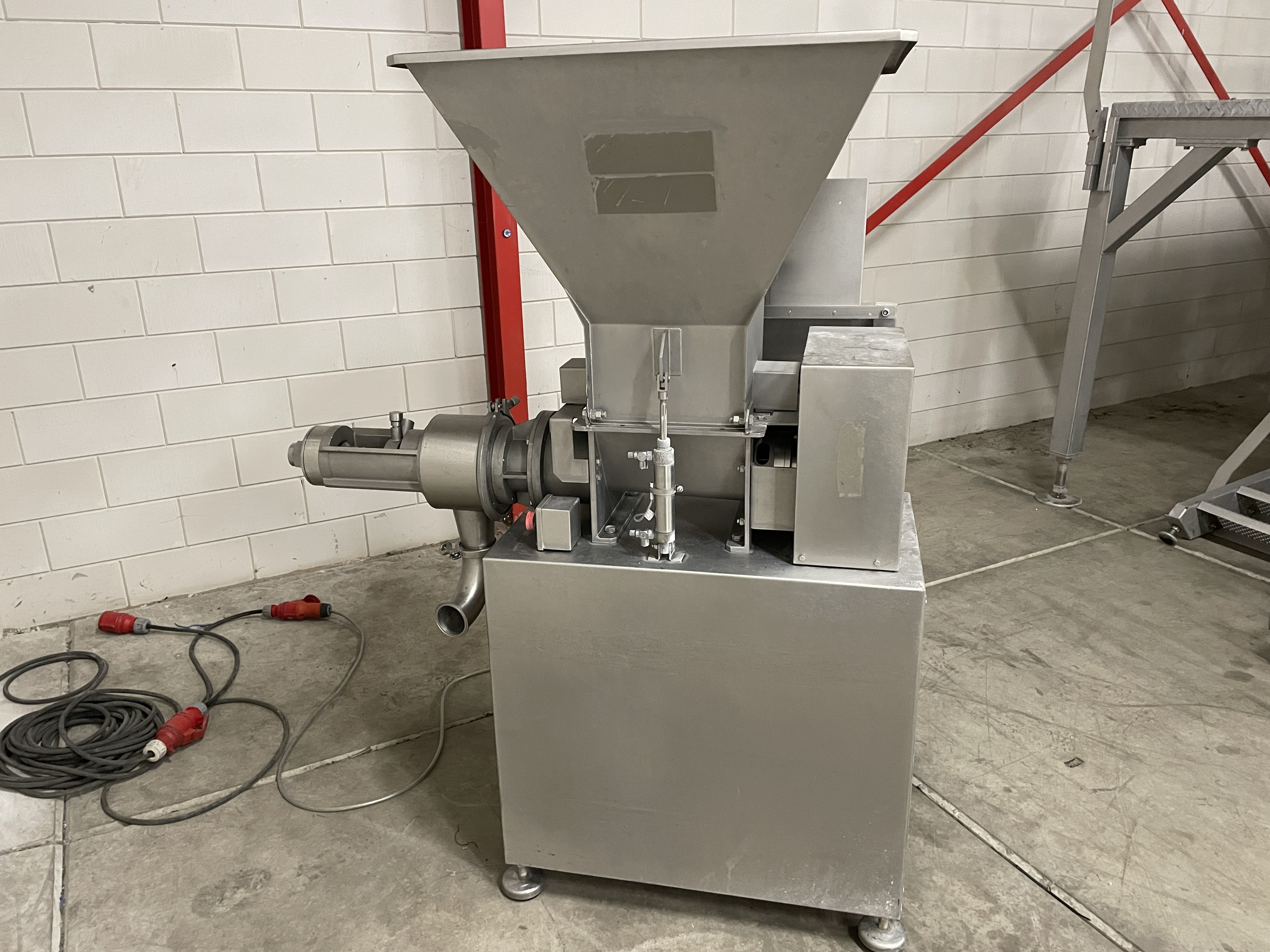 Used Weiler RSBF02 separator