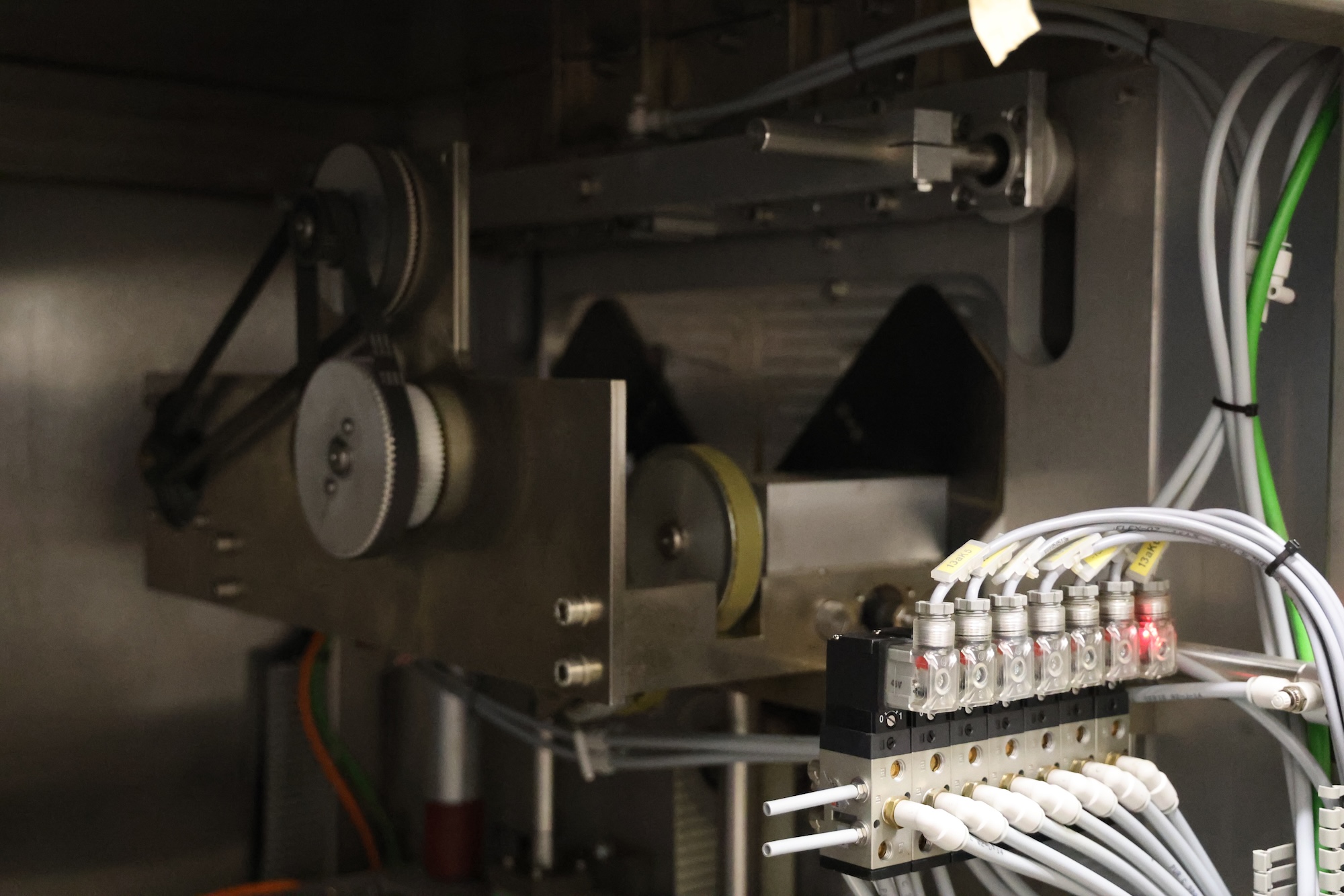 Used 2009 Mepac Heavy Duty vertical packaging machine VSC 420