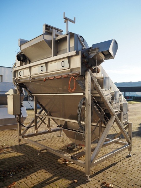 Used 2004 Lima's automatic peeling line