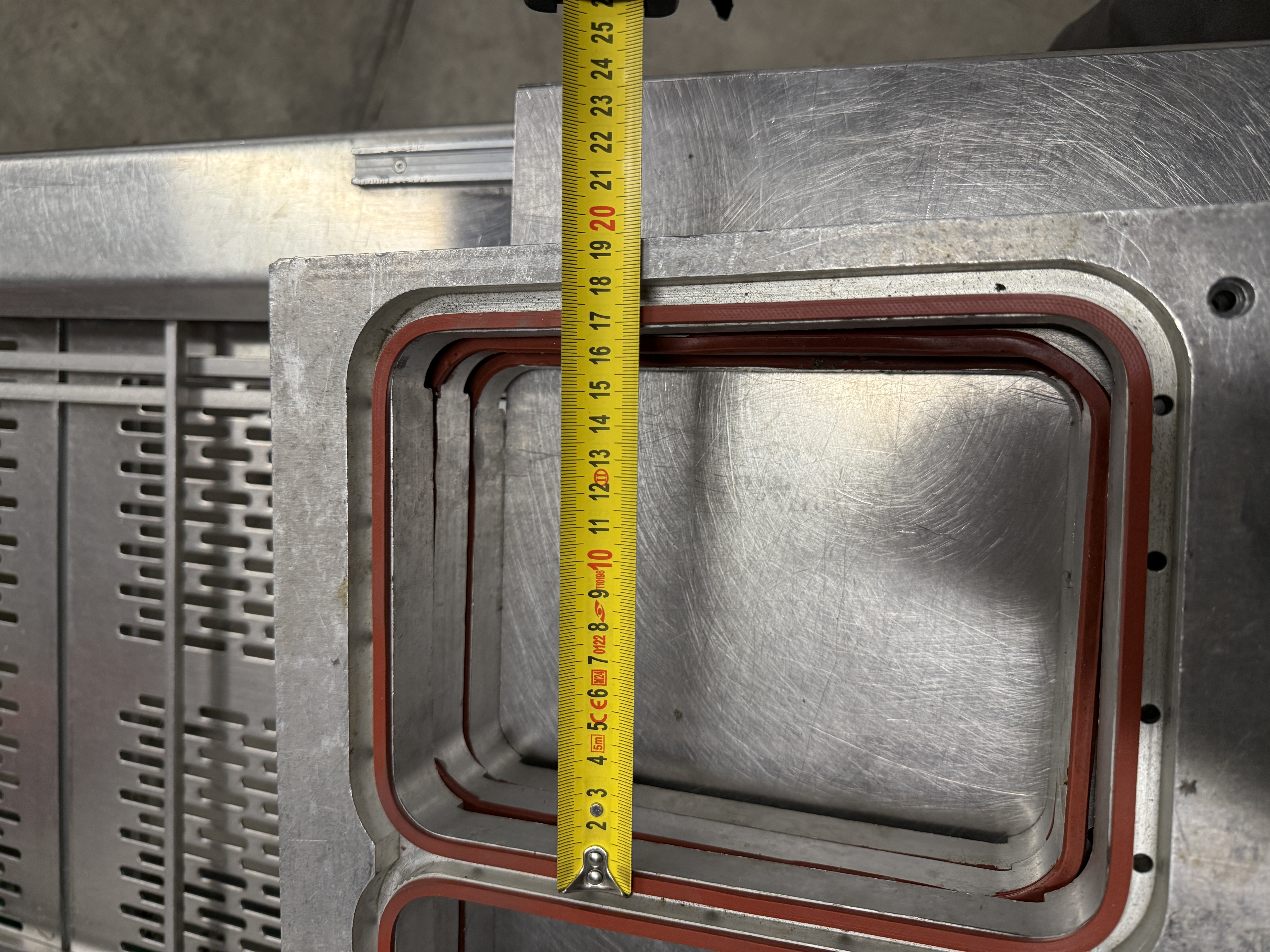 Used 2011 Reepack ReeFlex 250 MAP Traysealer