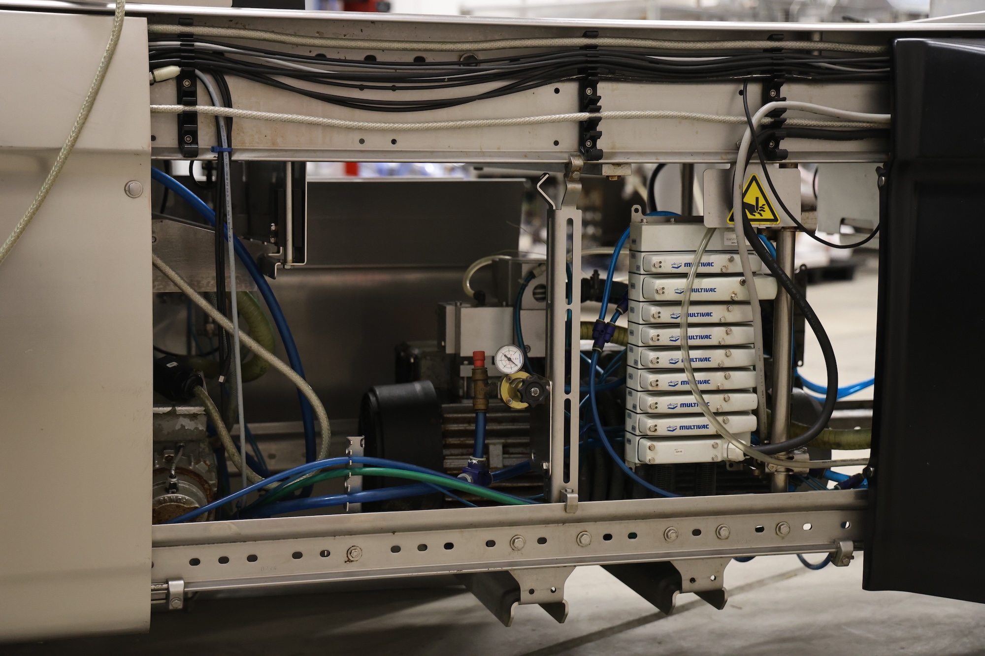 Used 2014 Multivac R105 thermoformer