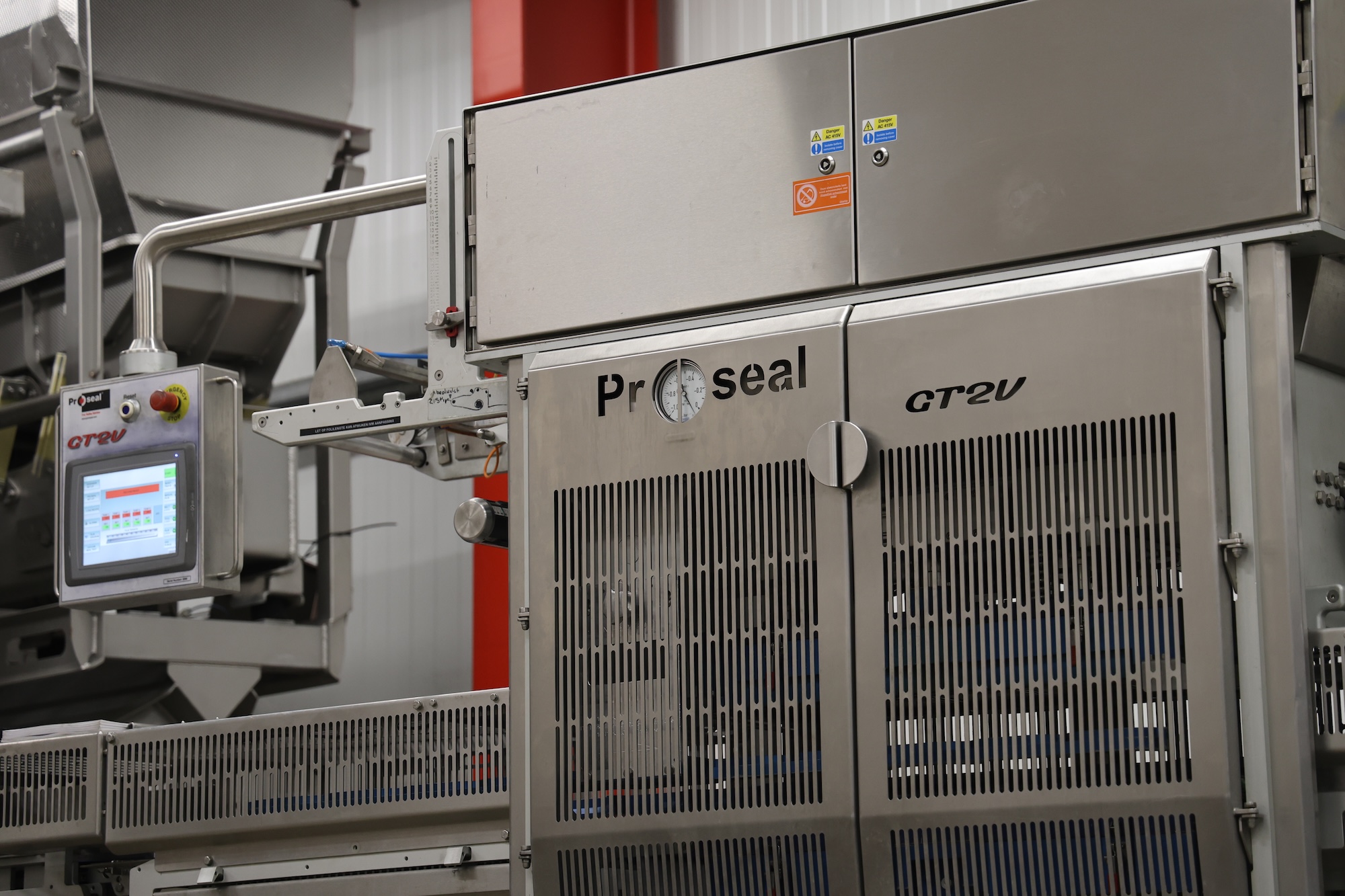 Used 2014 Proseal GT2 Vacuum traysealer