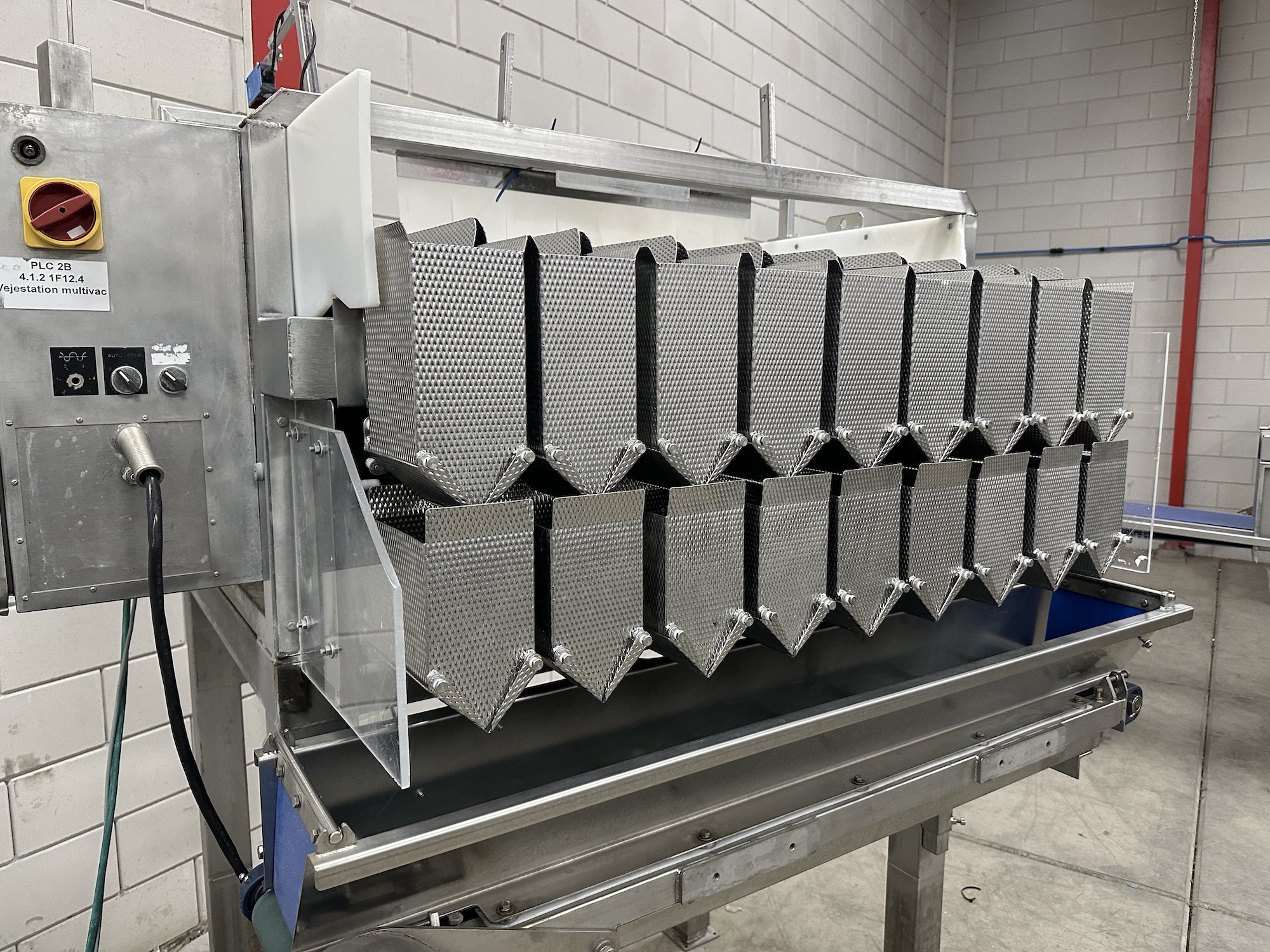 Used Newtec 9 heads weigher