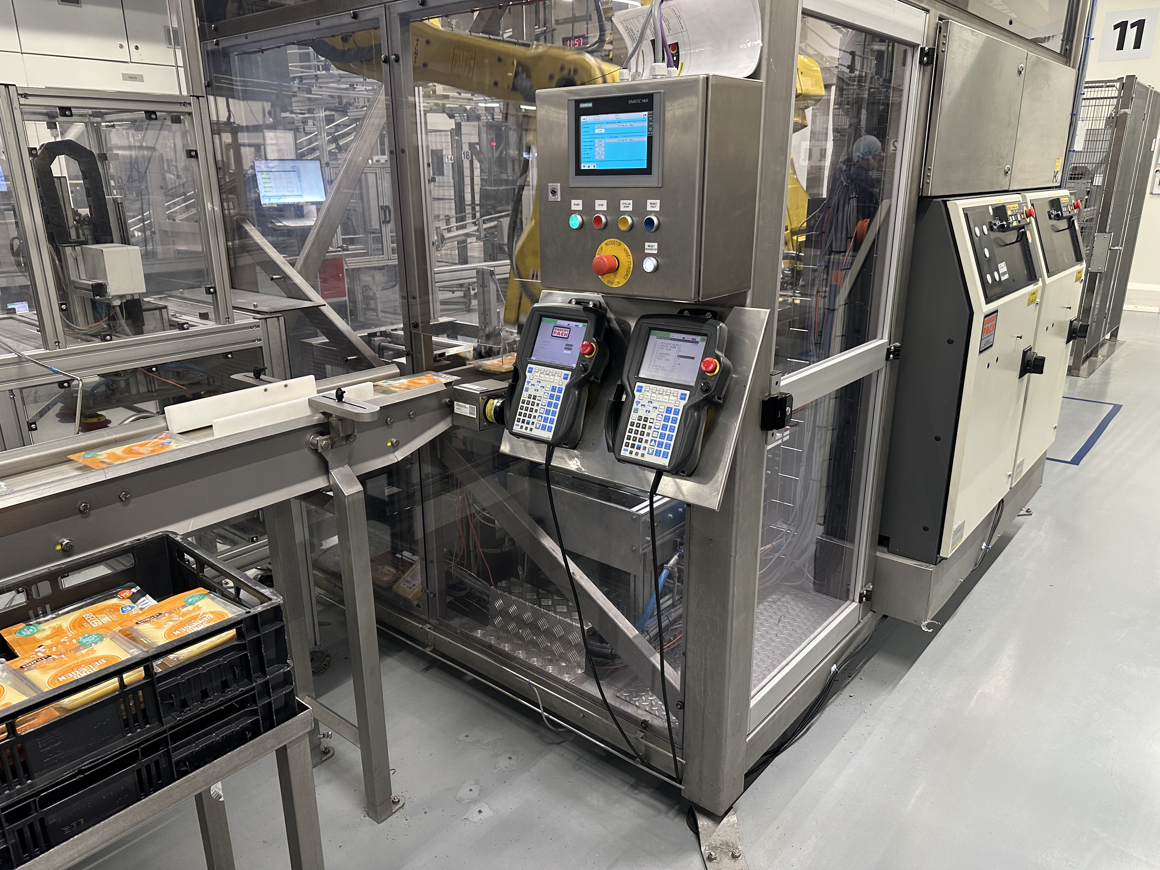 Used Multivac R530 complete line with Weber