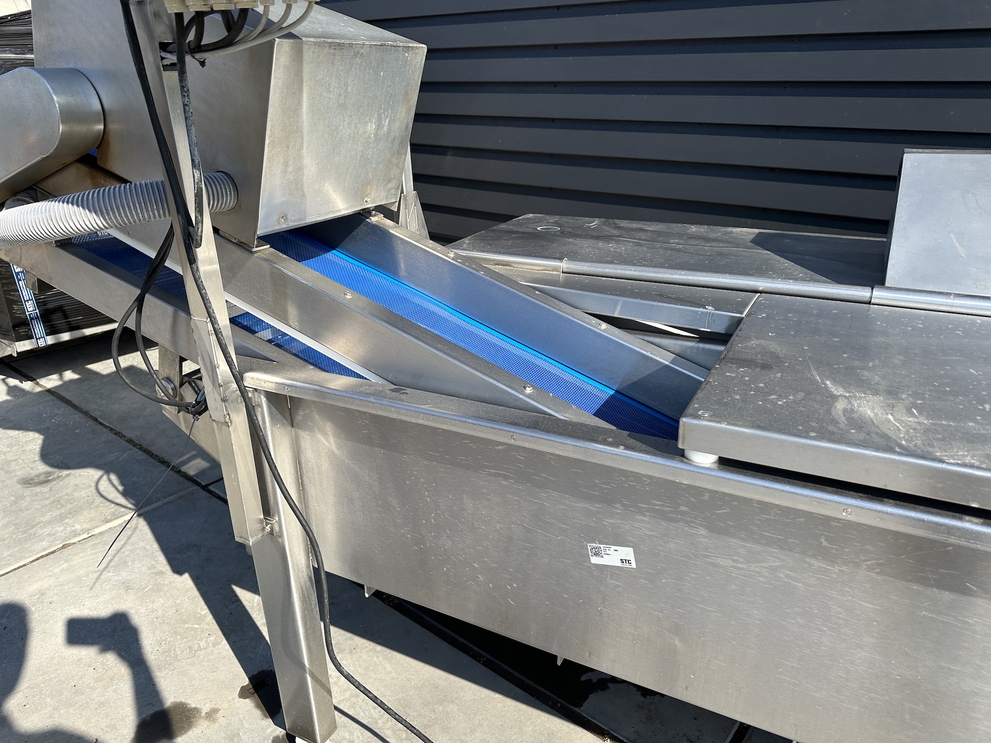 Used Eillert washer for sinking products