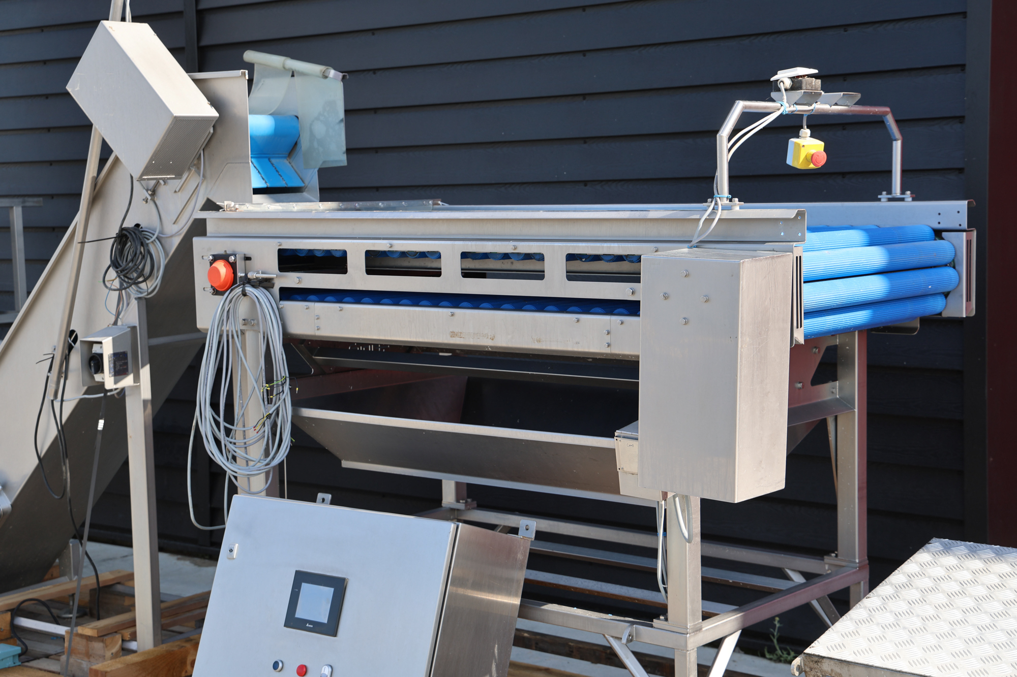 Used 2018 Eillert APM800 and B25 Full potato peeling and cutting line