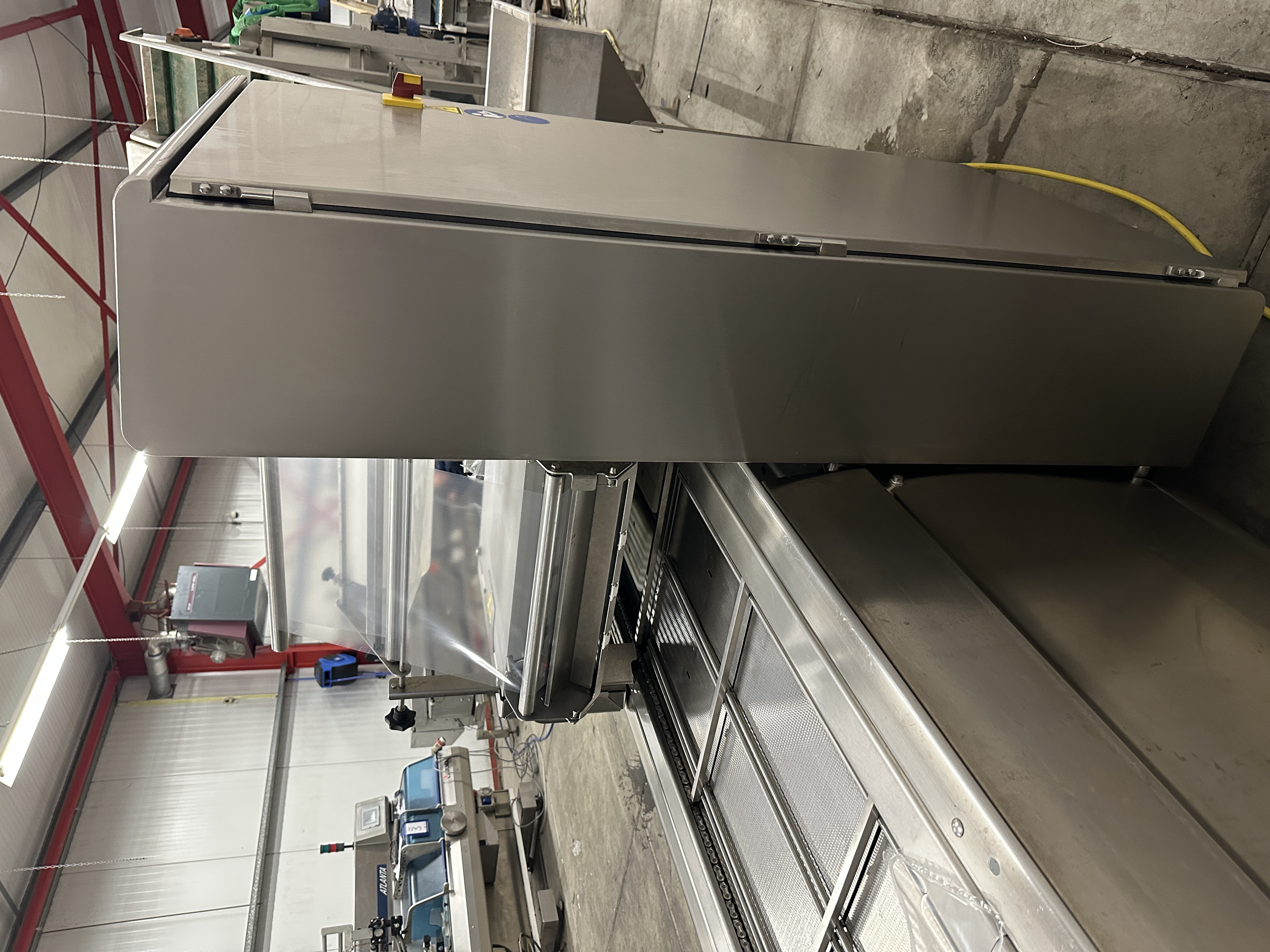 Used 2015 Multivac T300 with skin and MAP