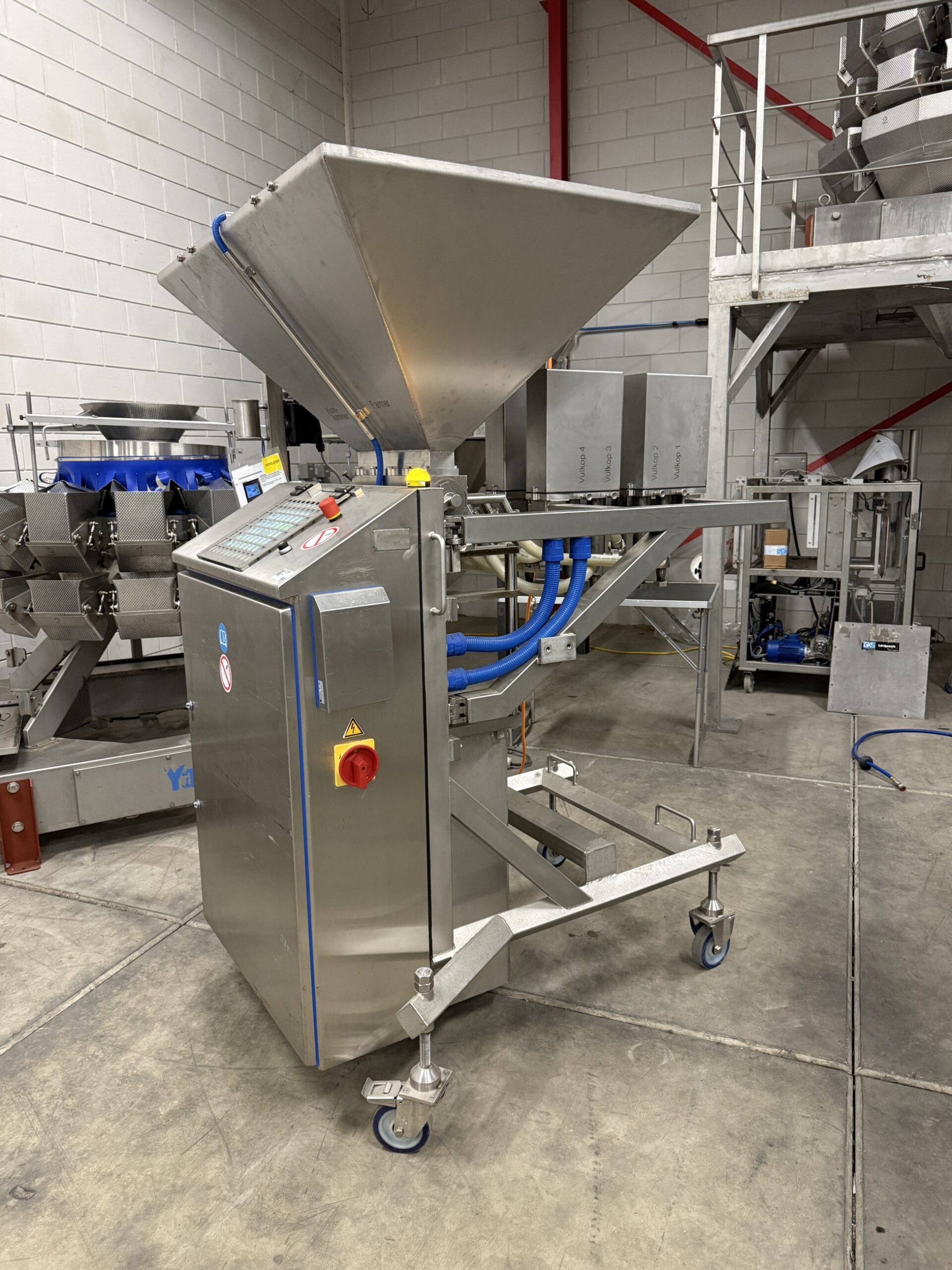 Used 8-head volumetric liquid filler for brine and sauces