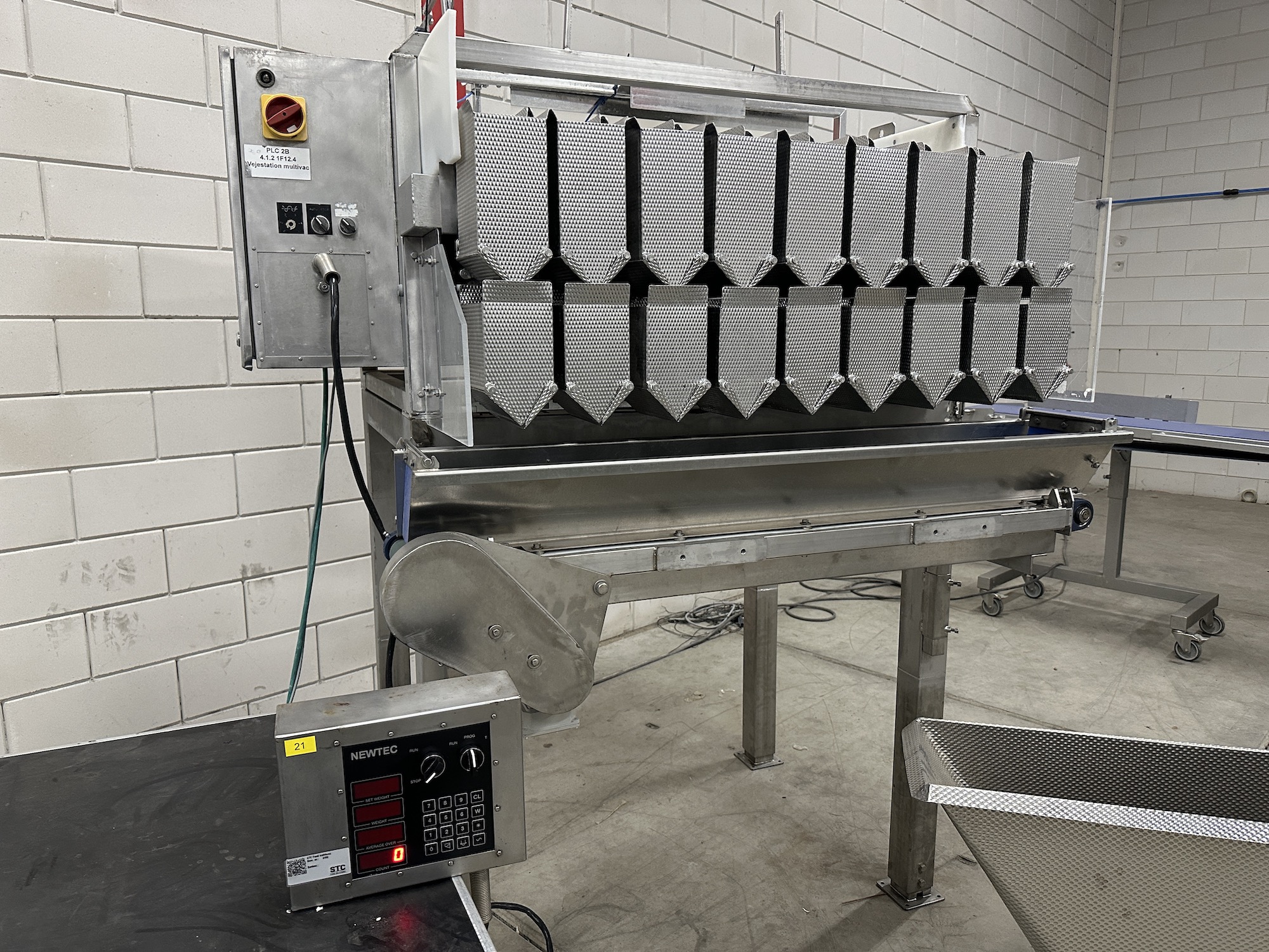 Used Newtec 9 heads weigher