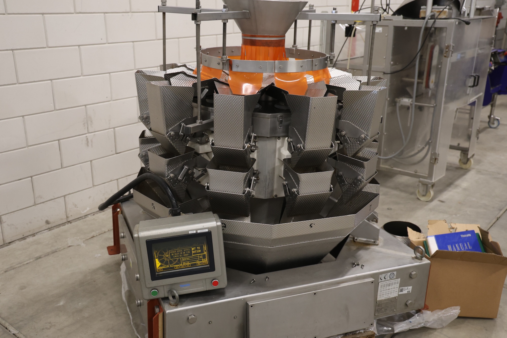 Used Yamato ADW-510-SWH multihead weigher