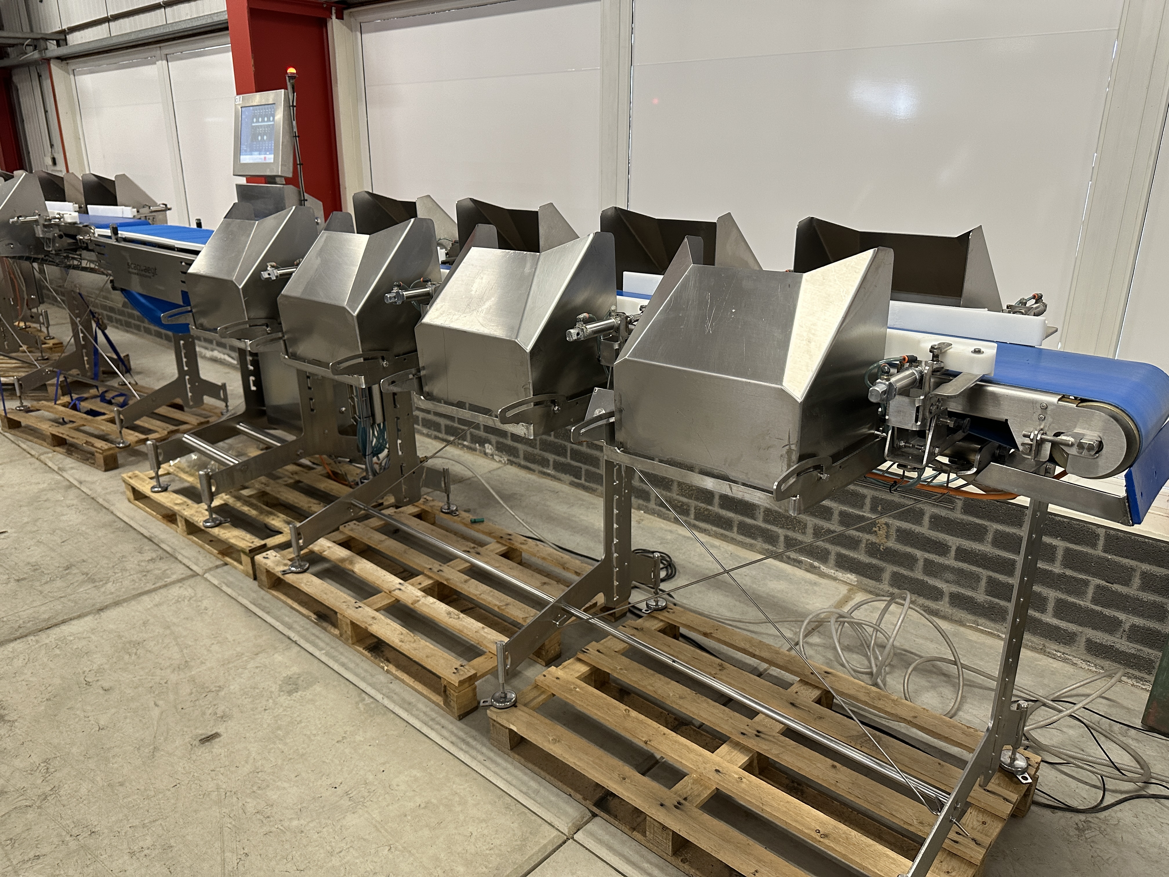 Used 2017 Scanvaegt  8 station grading line