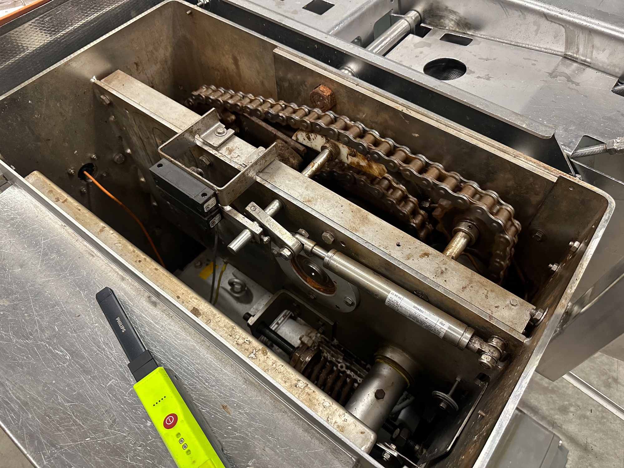 Used 2010 Baader 601 soft separator