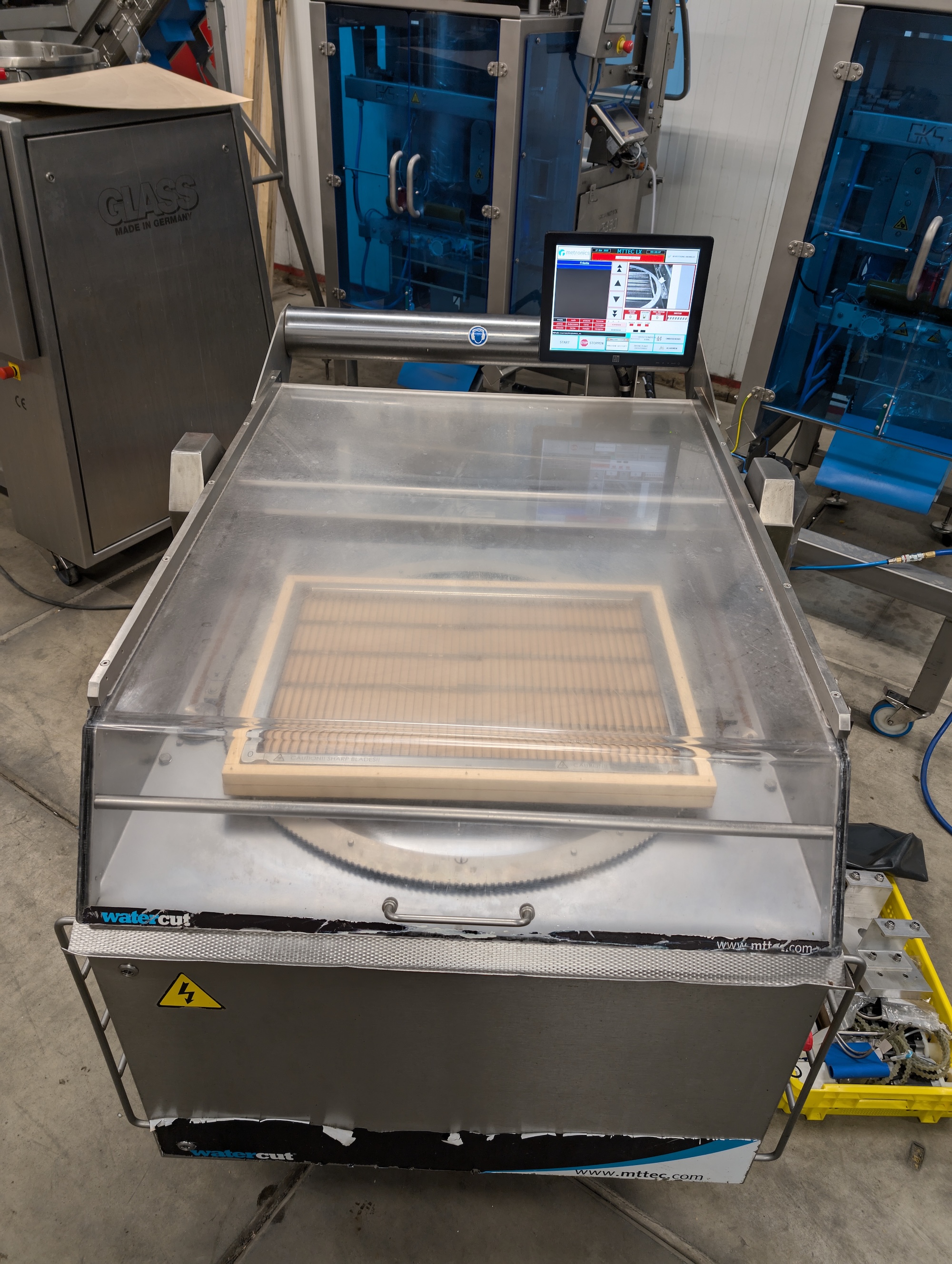 Used 2015 Watercut 172LX high precision watercut machine