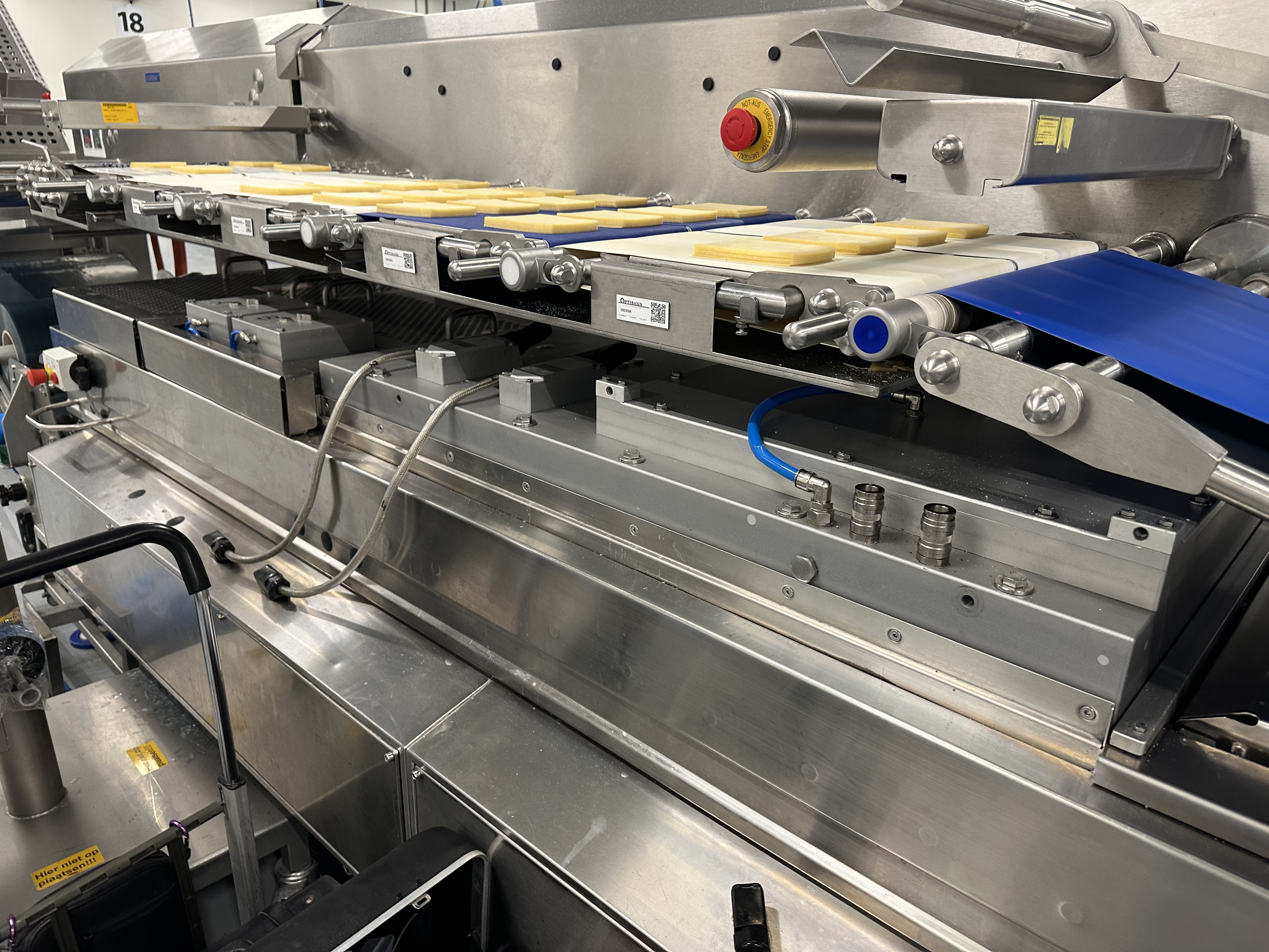 Used Multivac R530 complete line with Weber