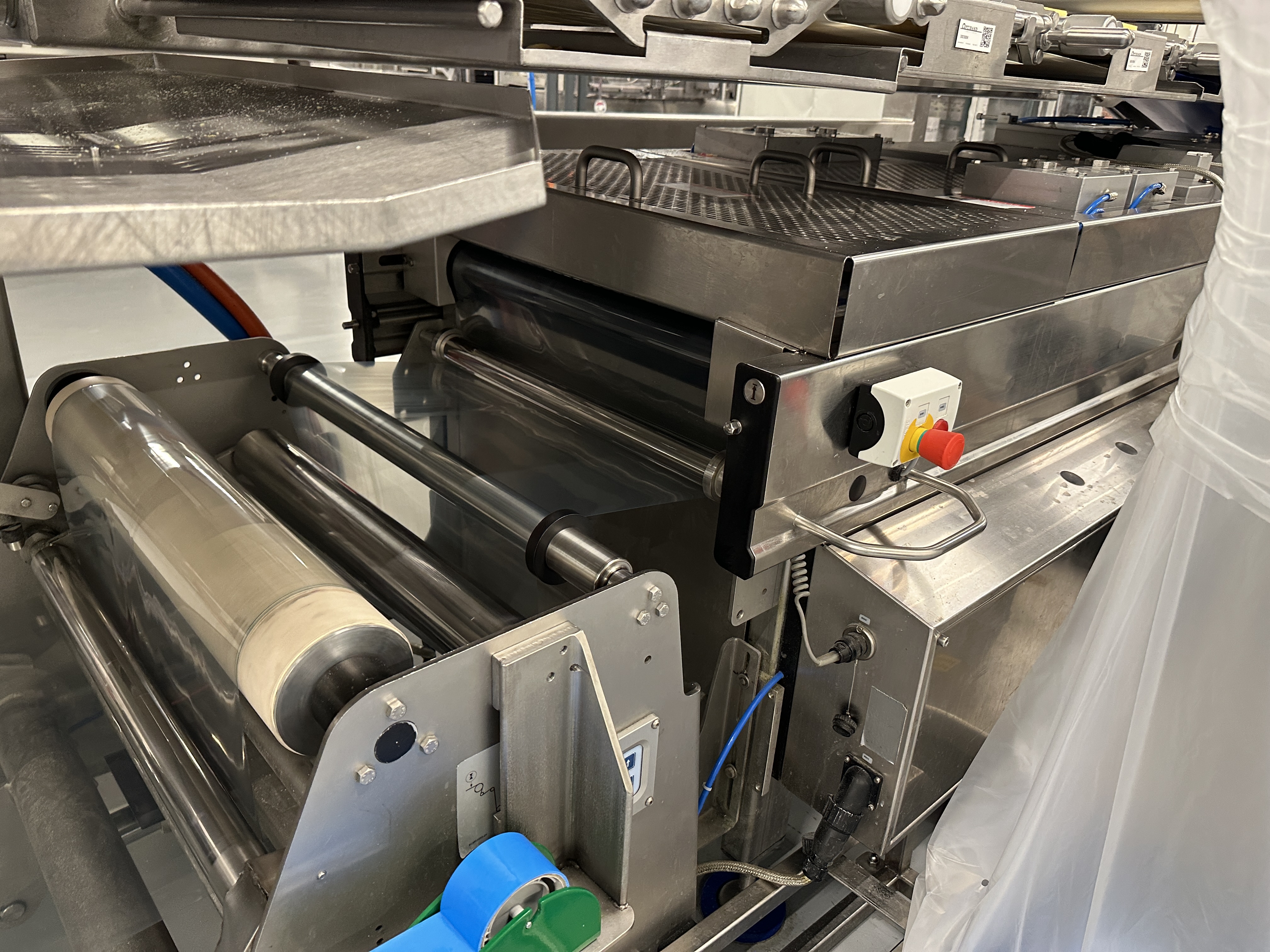 Used Multivac R530 complete line with Weber