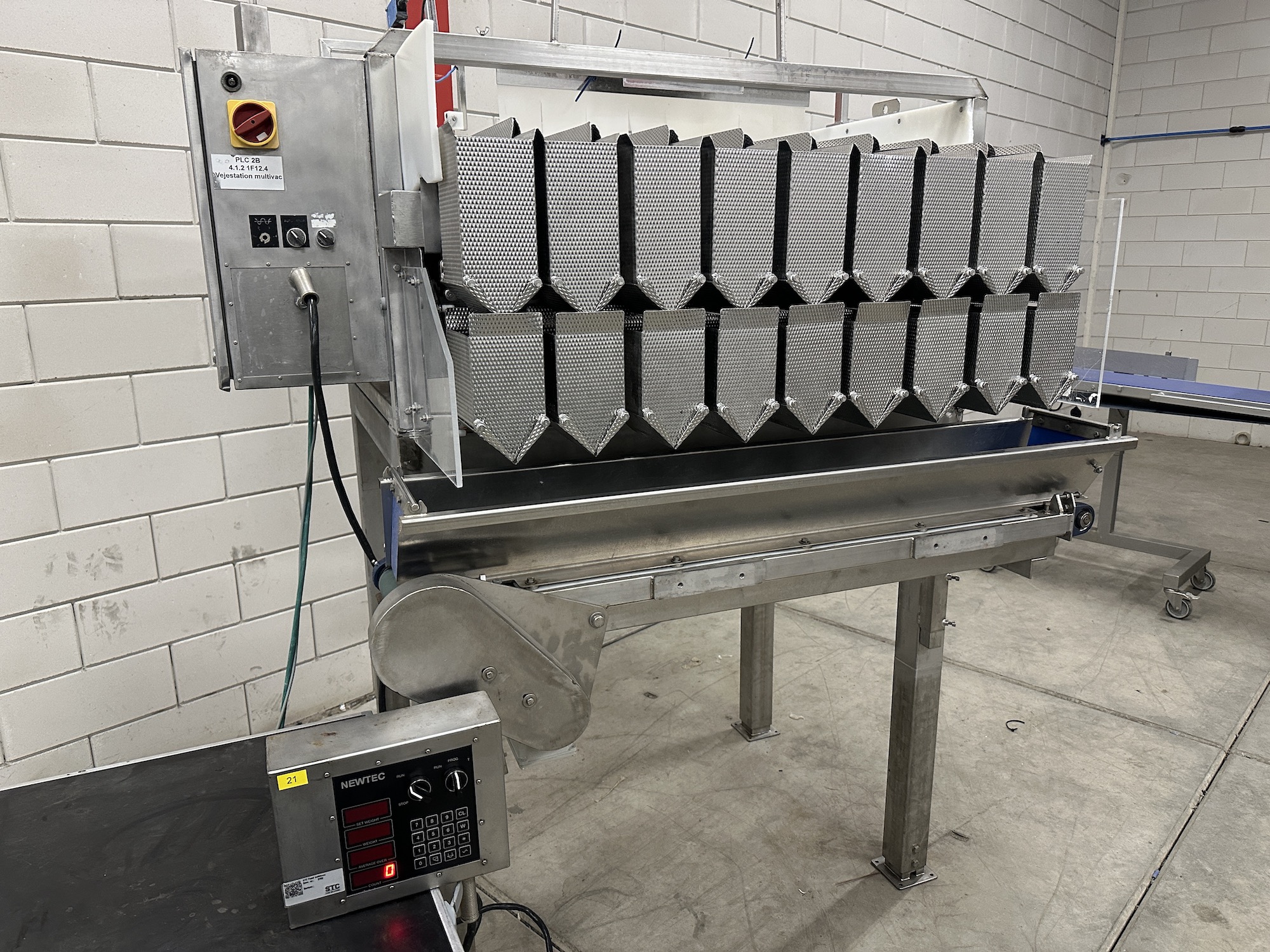Used Newtec 9 heads weigher