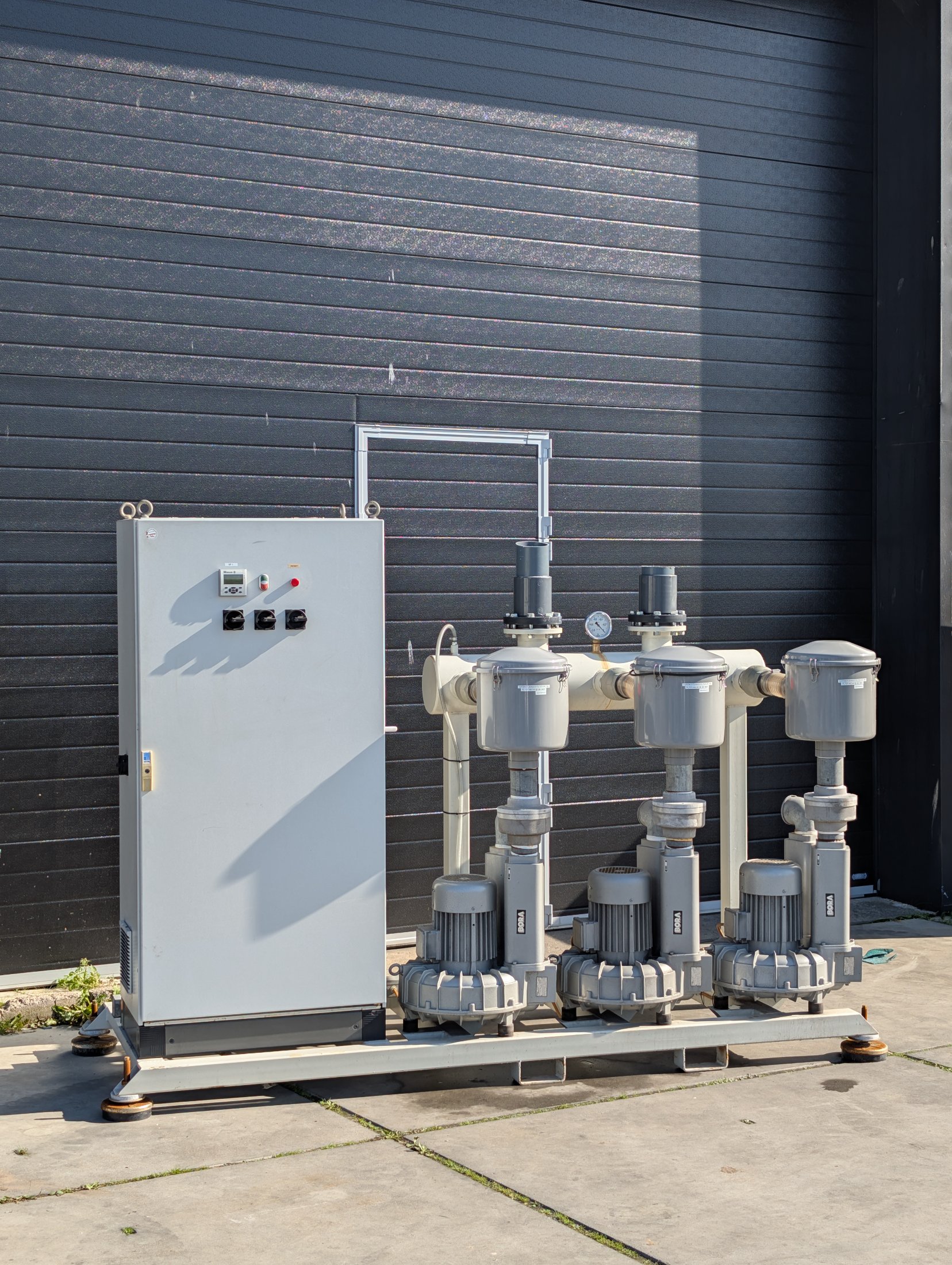 Used Bora SAP 450 three-pump vacuum unit with control cabinet