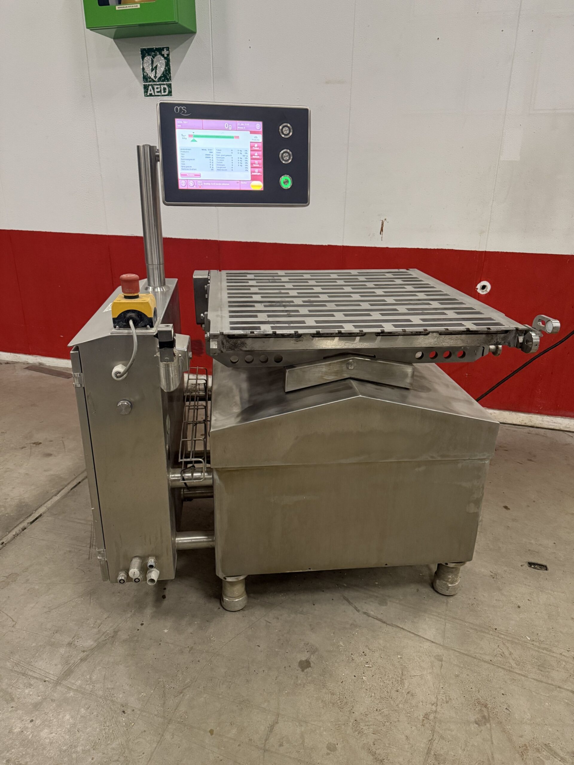 Used Checkweigher with roller conveyor for boxes and crates