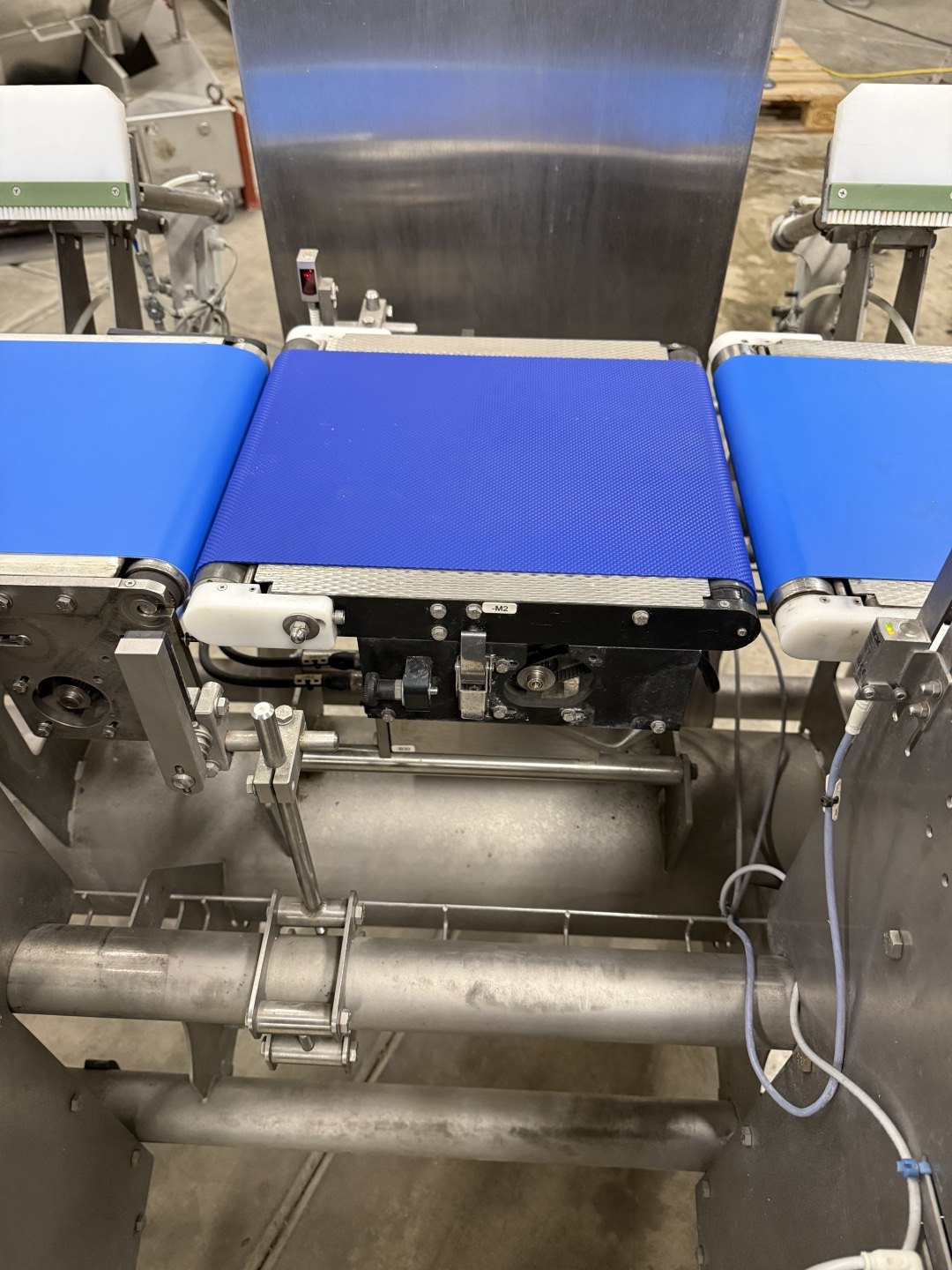 Used 2011 Mettler Toledo Garvens XS 3 CC checkweigher with metal detector