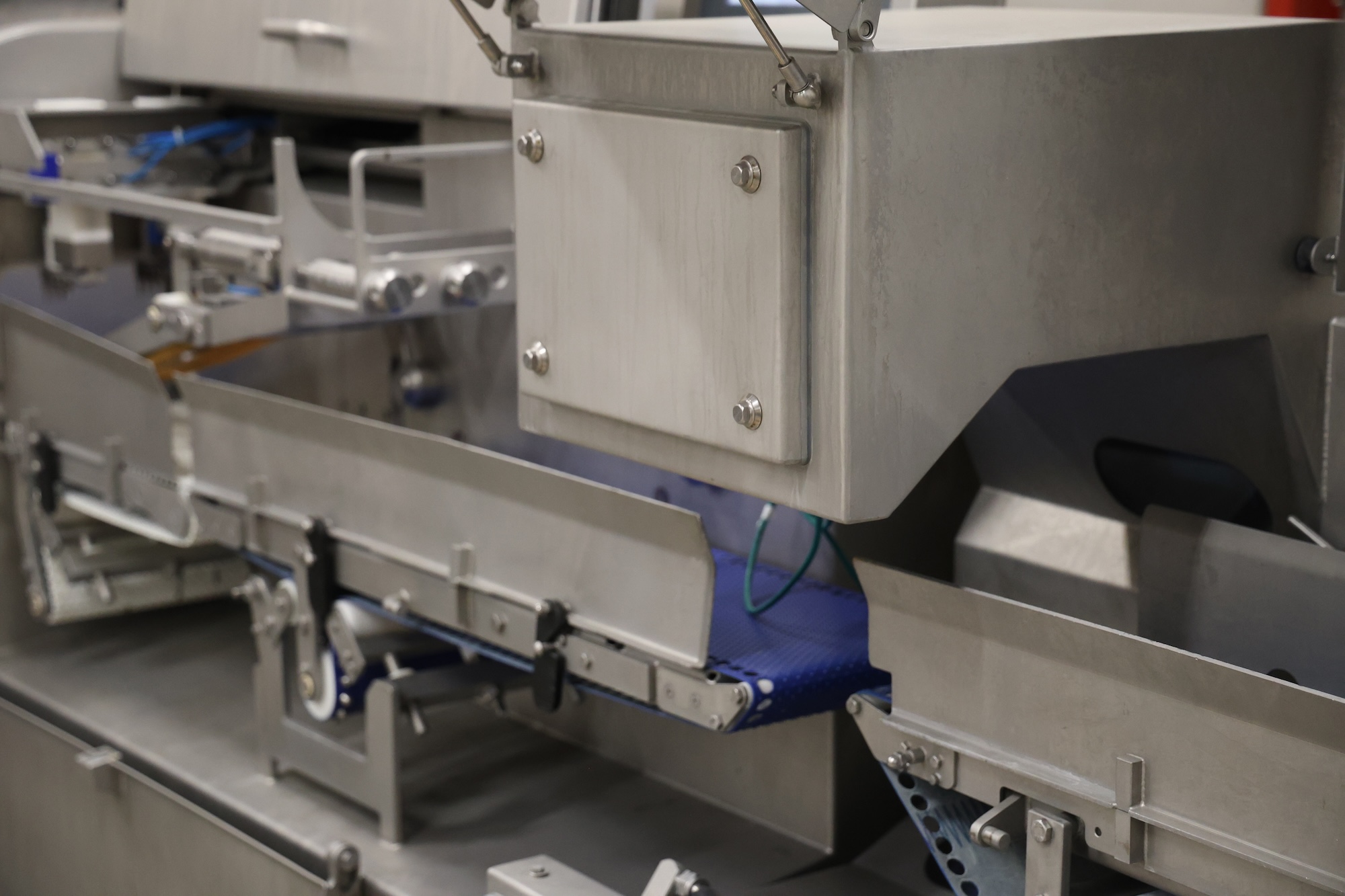 Used 2017 MHS ICC 28S fixed weight portioning machine