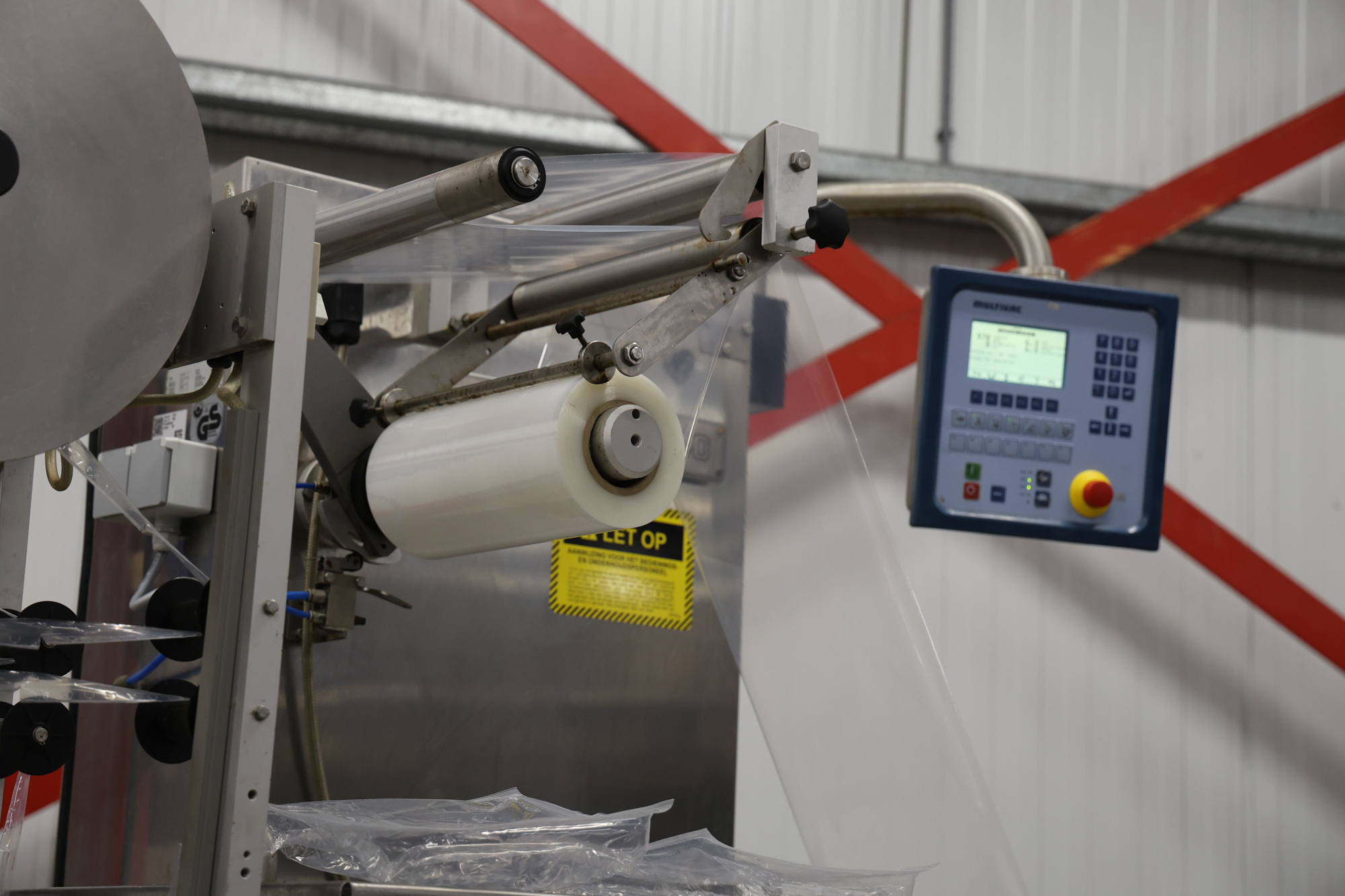 Used 2004 Multivac R140 compact thermoformer