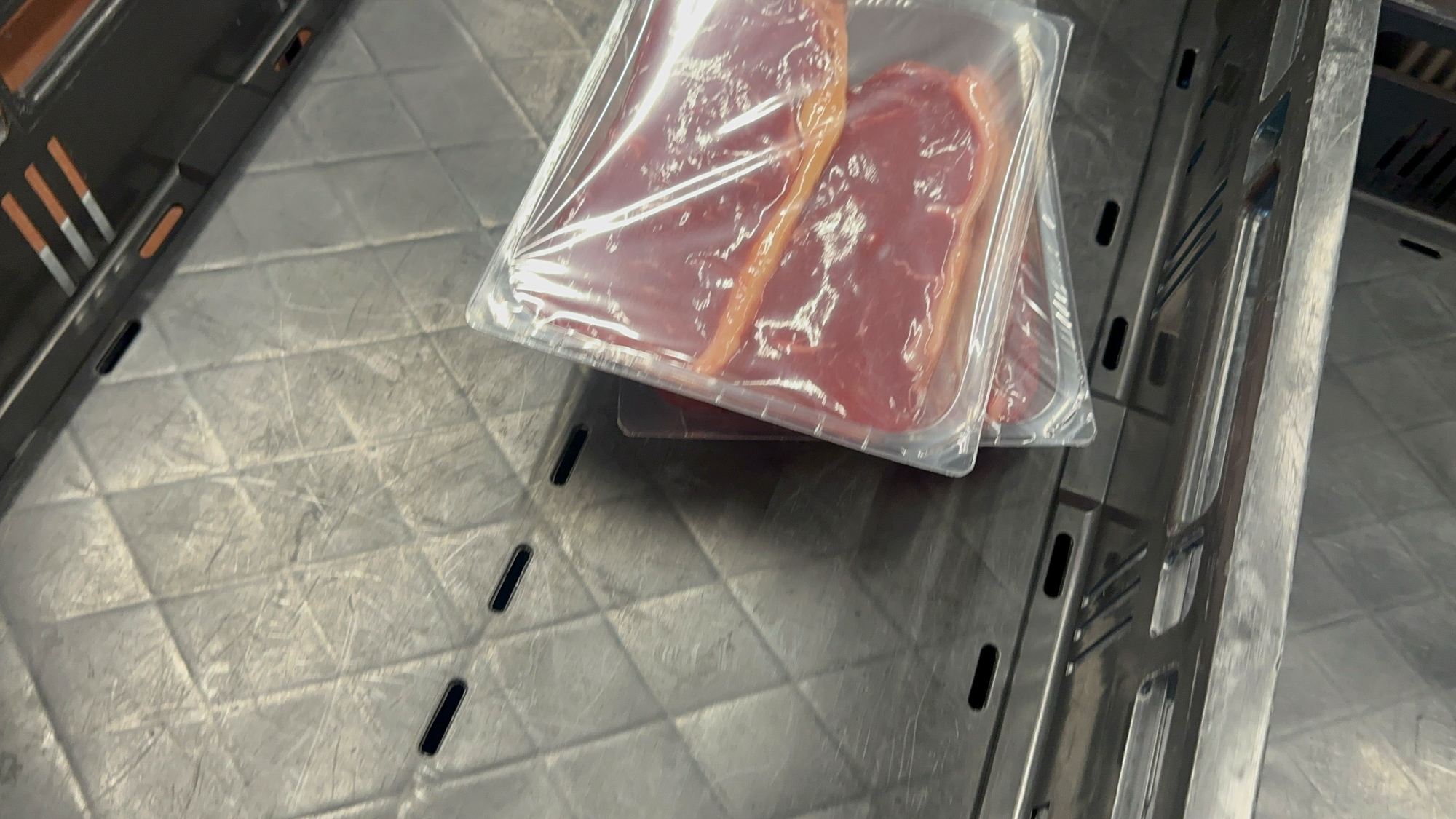 Used 2006 Multivac R570CD skin and MAP thermoformer