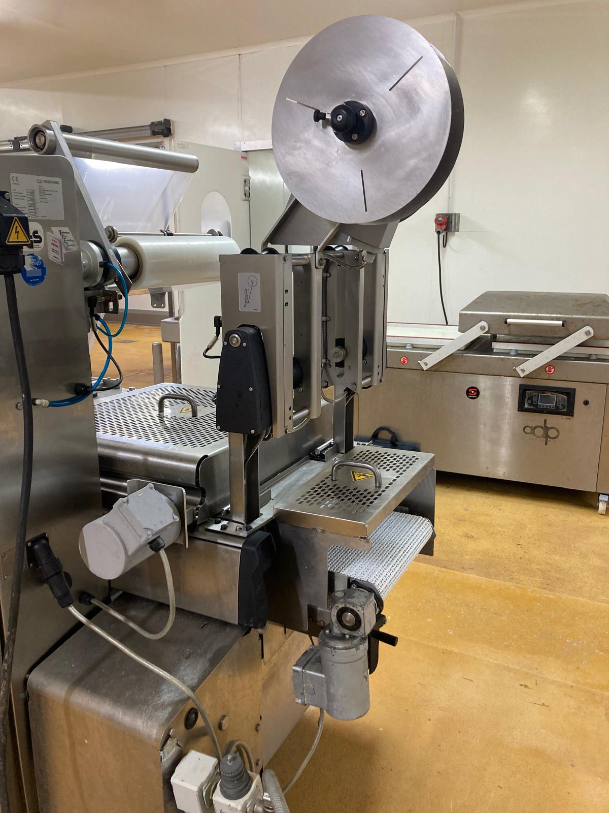 Used 2014 Multivac R105 thermoformer