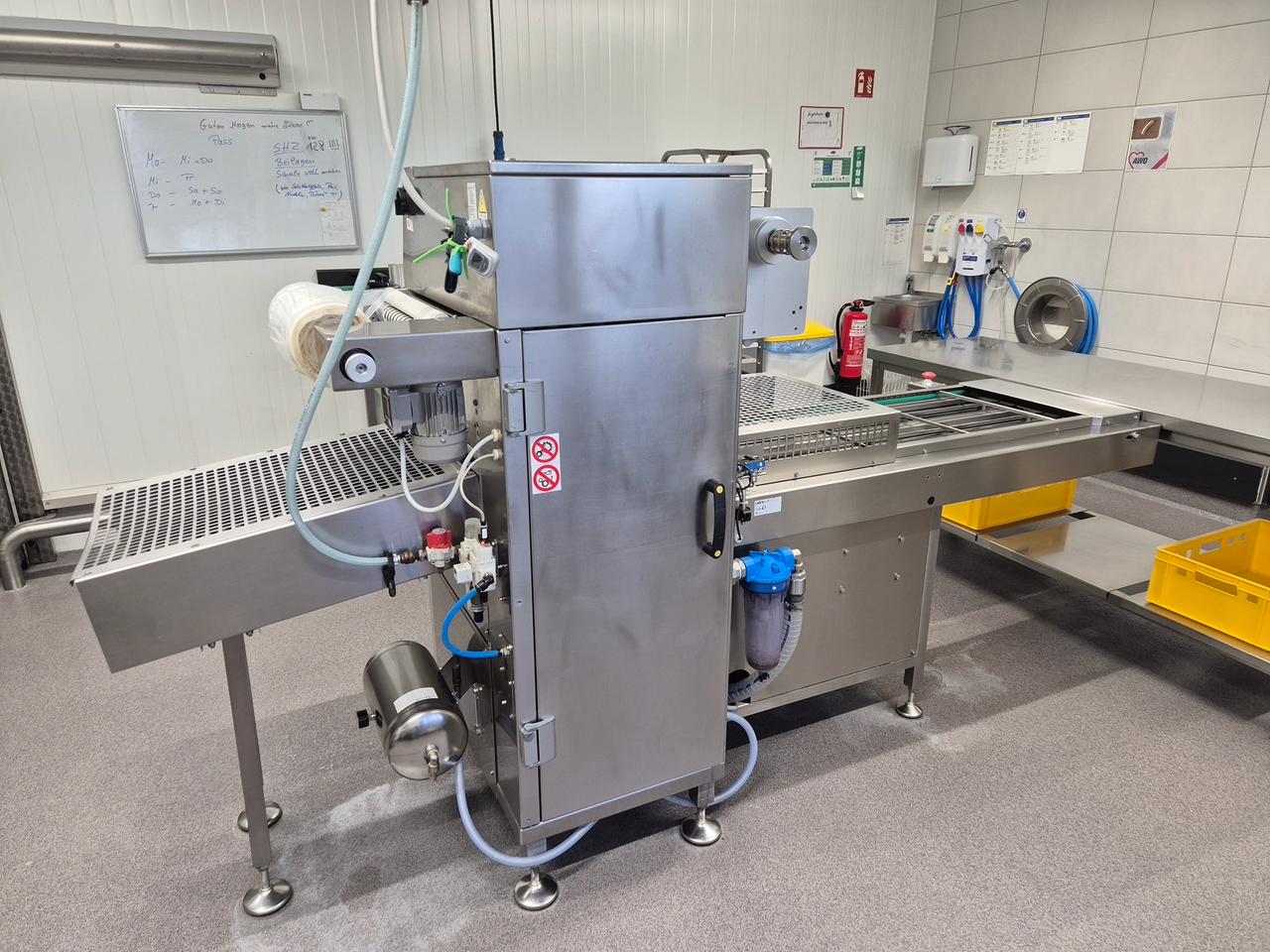 Used 2018 Italian Pack Inline traysealer