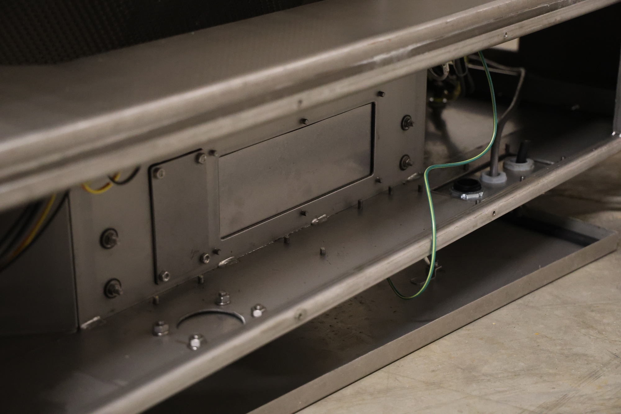 Used Yamato ADW-714-SWH multihead weigher