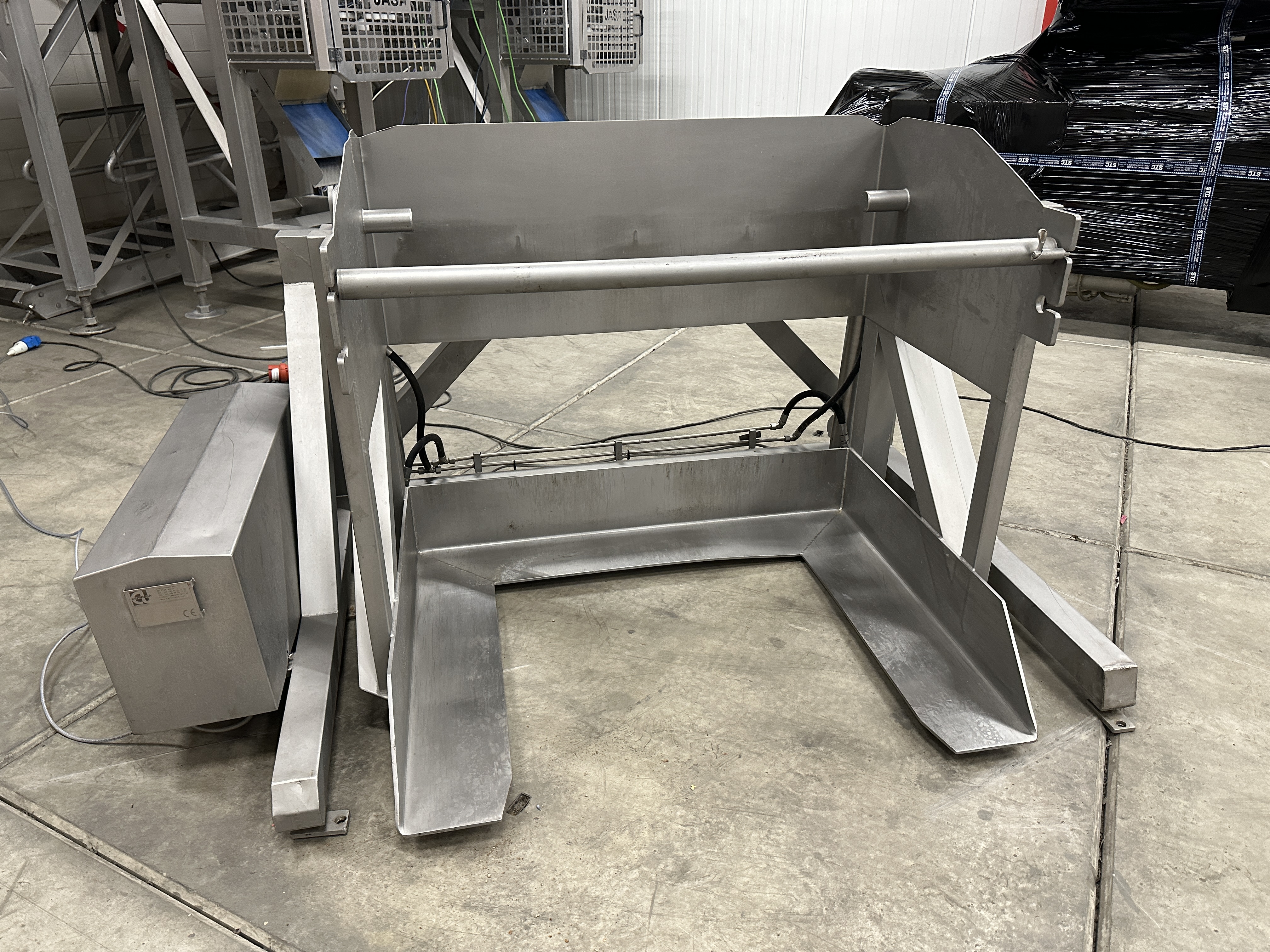 Used Carnitech tipper SL120