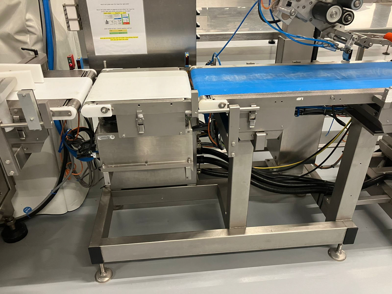 Used Mettler Toledo Garvens Checkweigher - Labeling machine