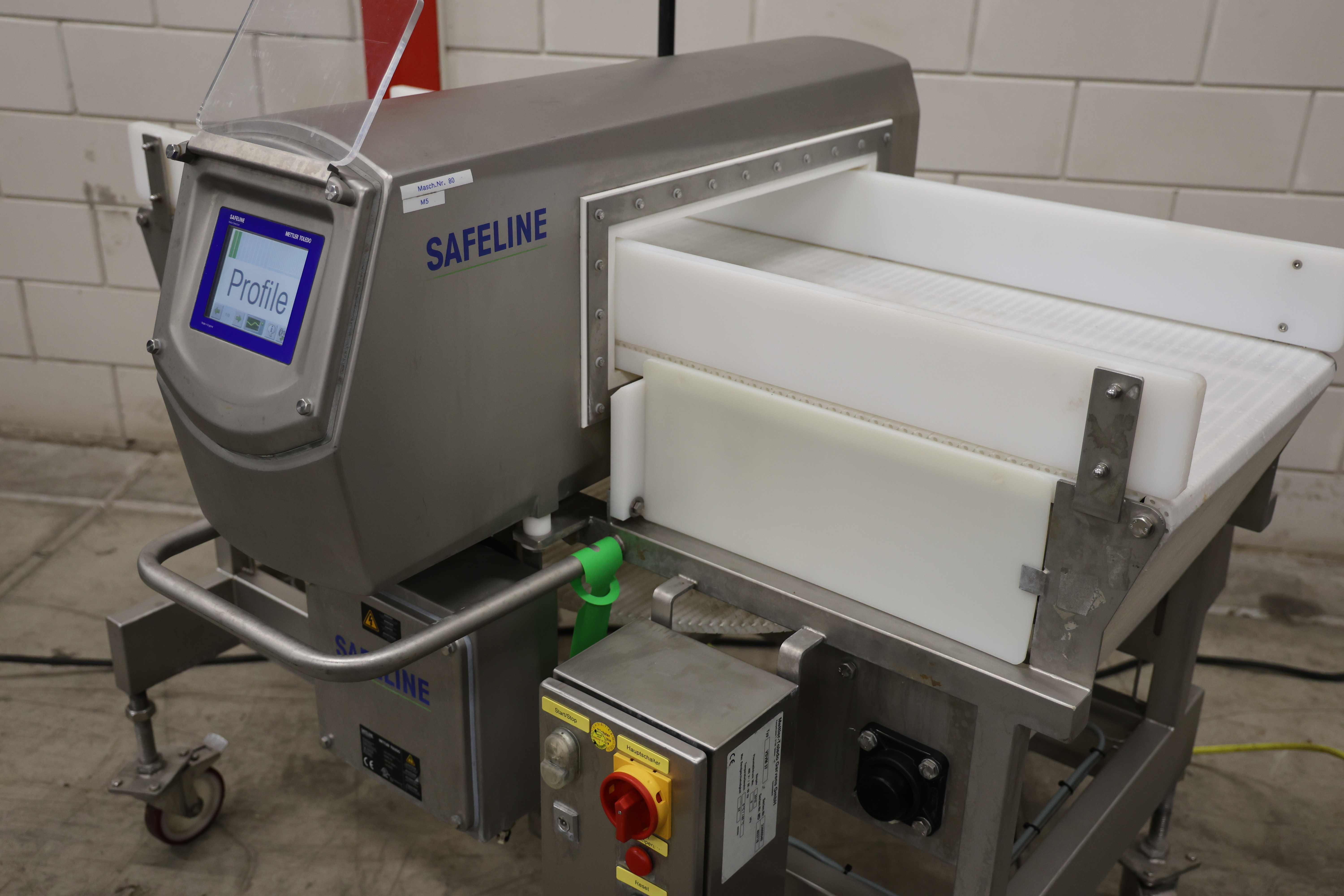 Used Mettler Toledo Safeline metal detector