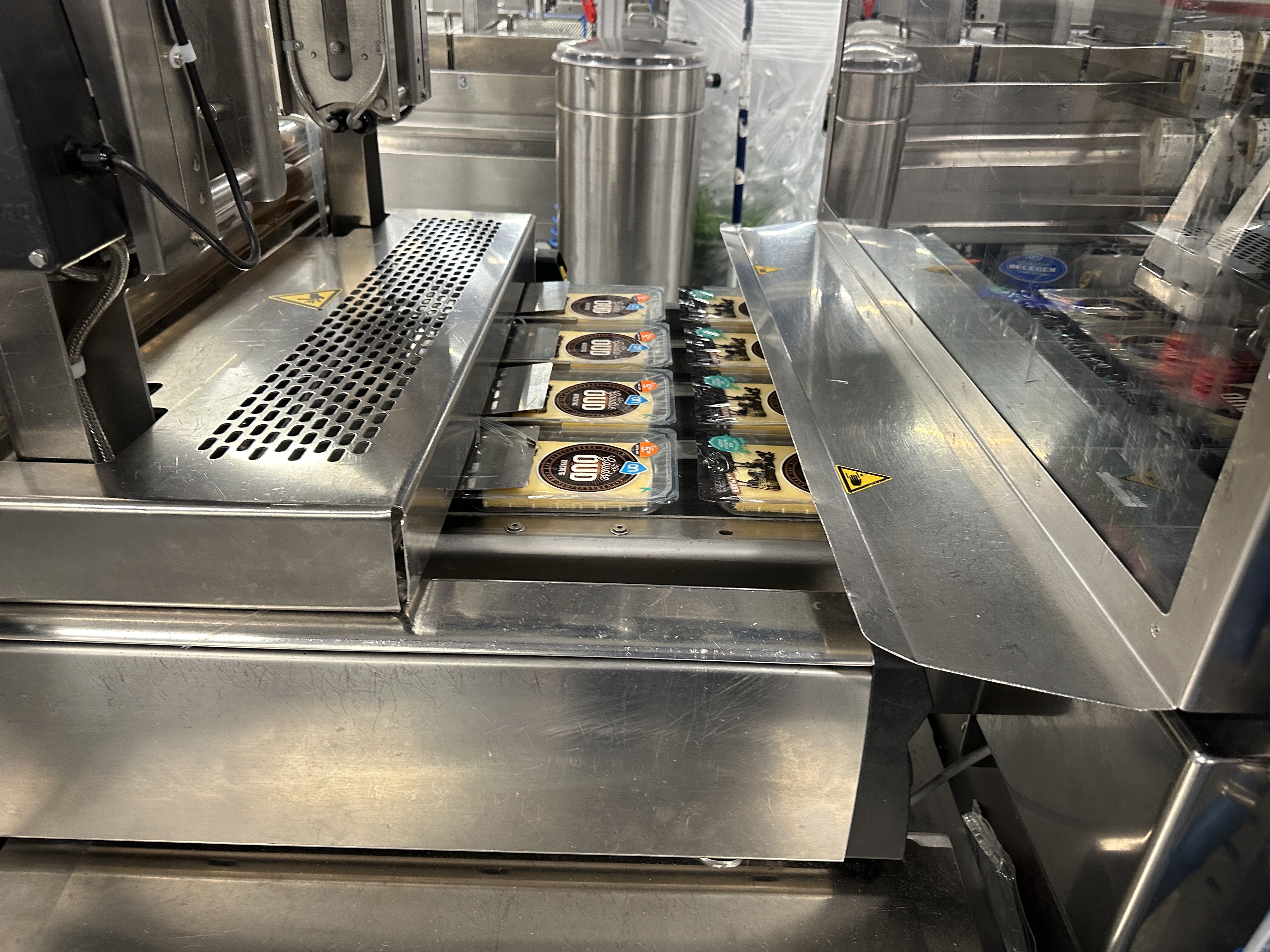 Used 2012 Multivac R535 thermoformer