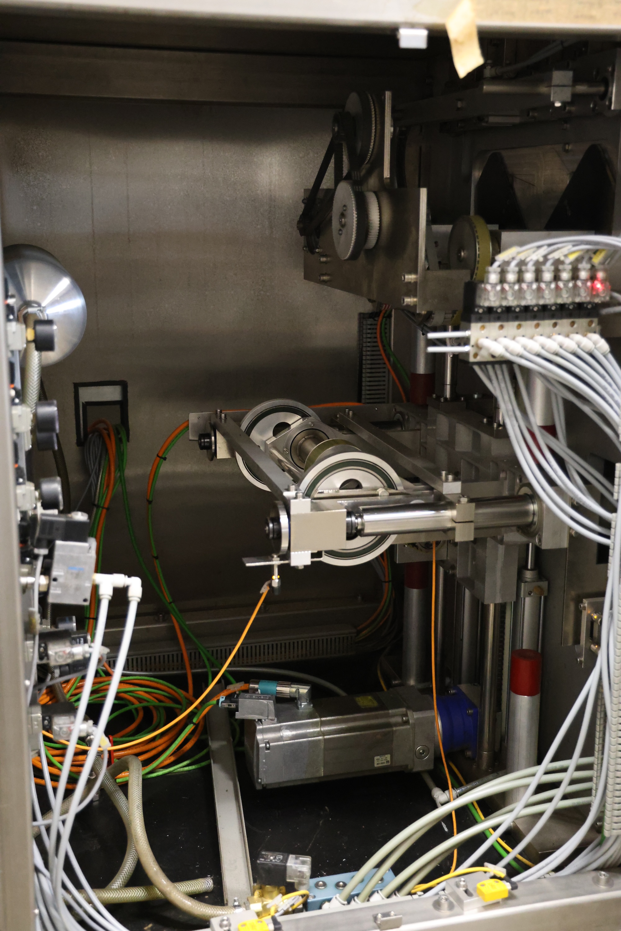 Used 2009 Mepac Heavy Duty vertical packaging machine VSC 420