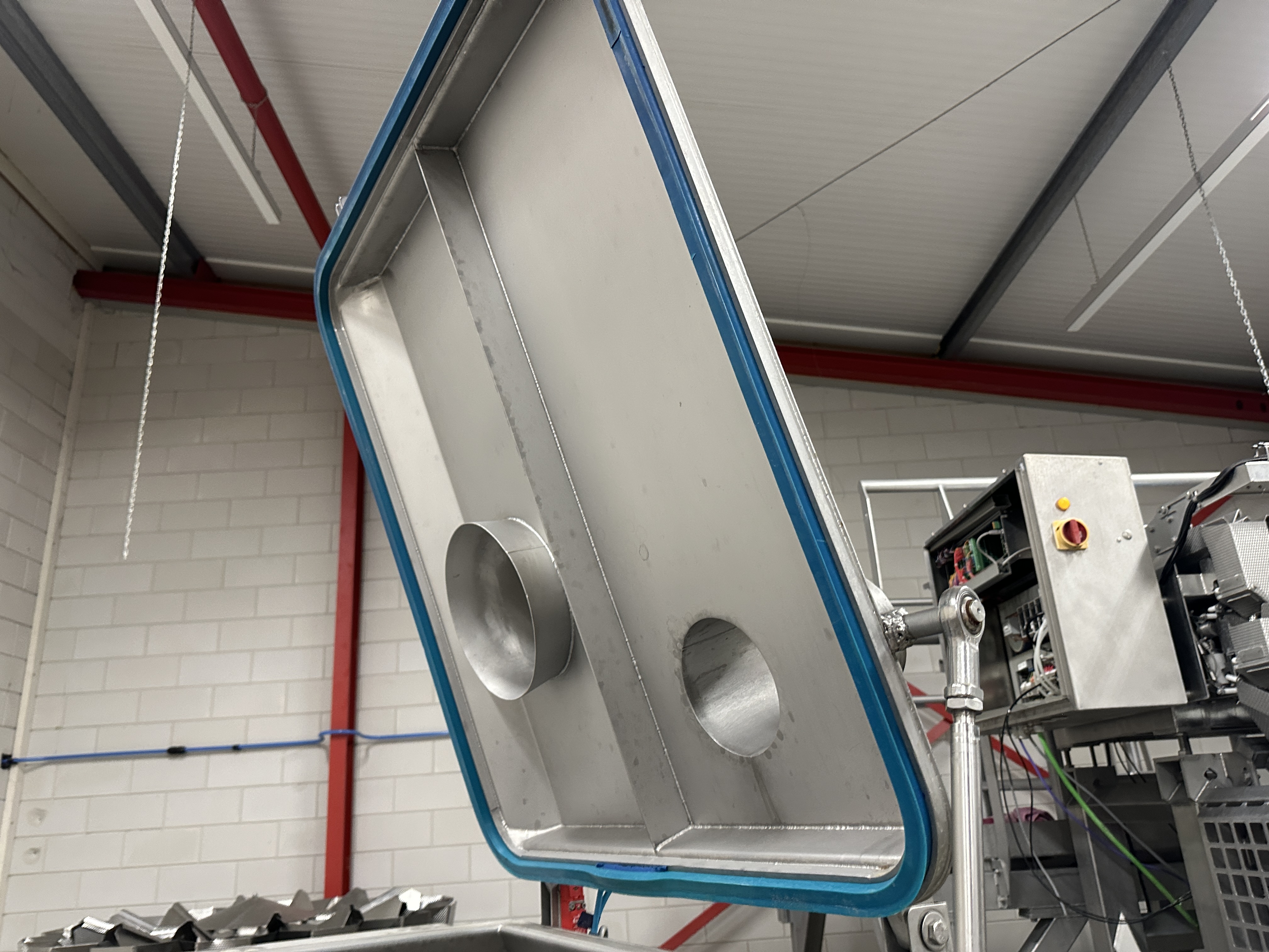 Used Wolfking SMG400/160 mixer grinder