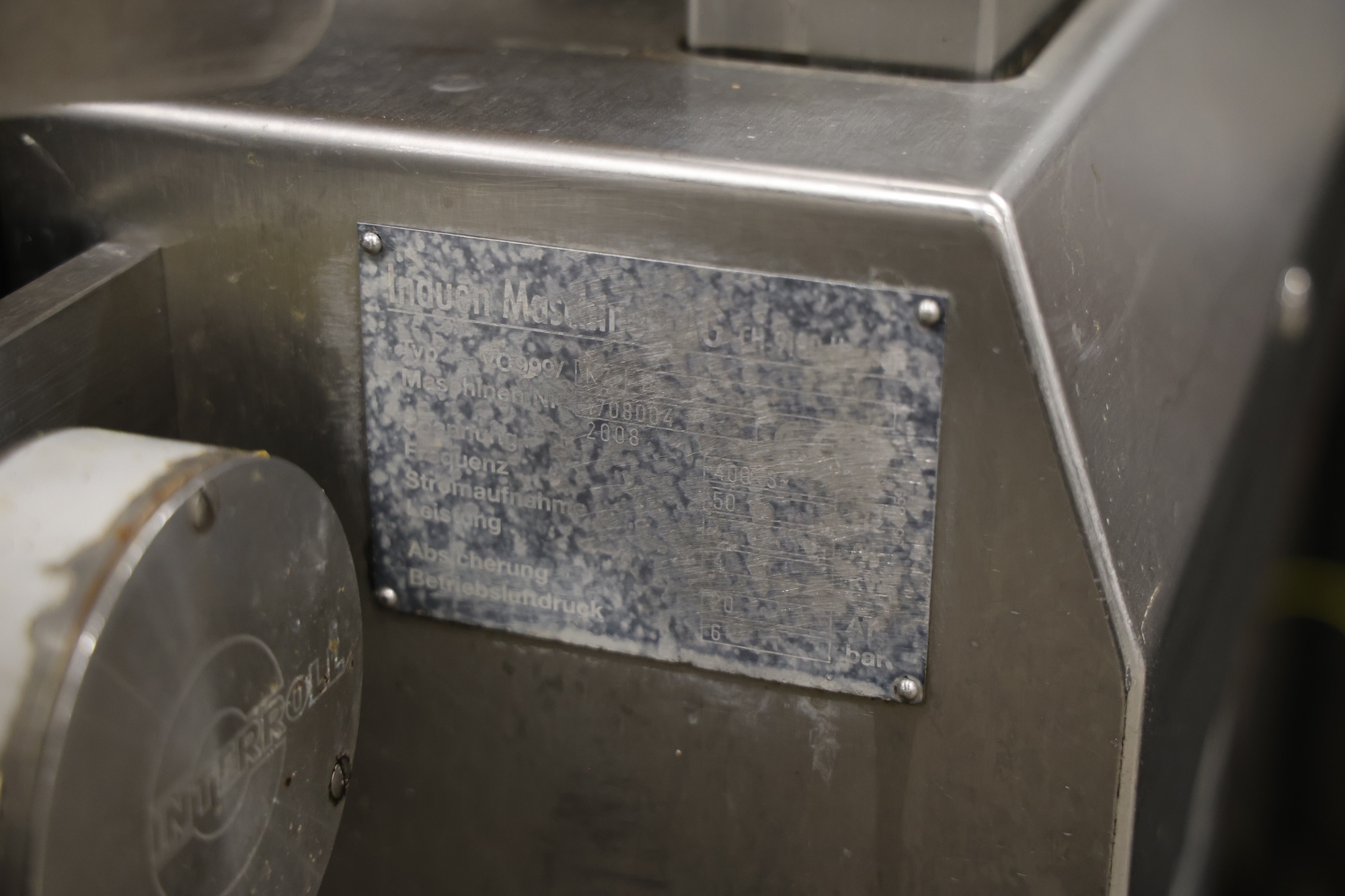 Used 2008 VC999 K7 vacuum line with shrink tunnel