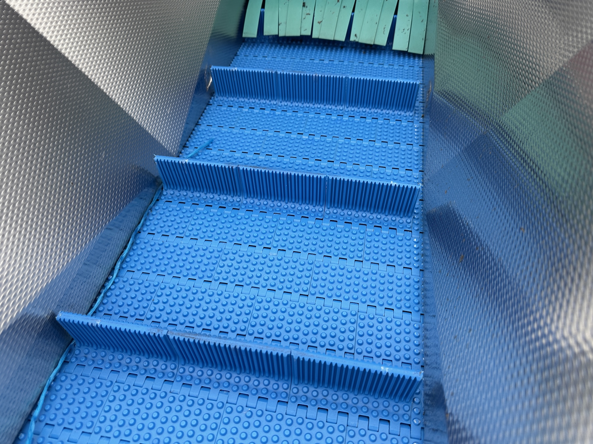 Used 2009 Jasa Mountec Z-elevating belt