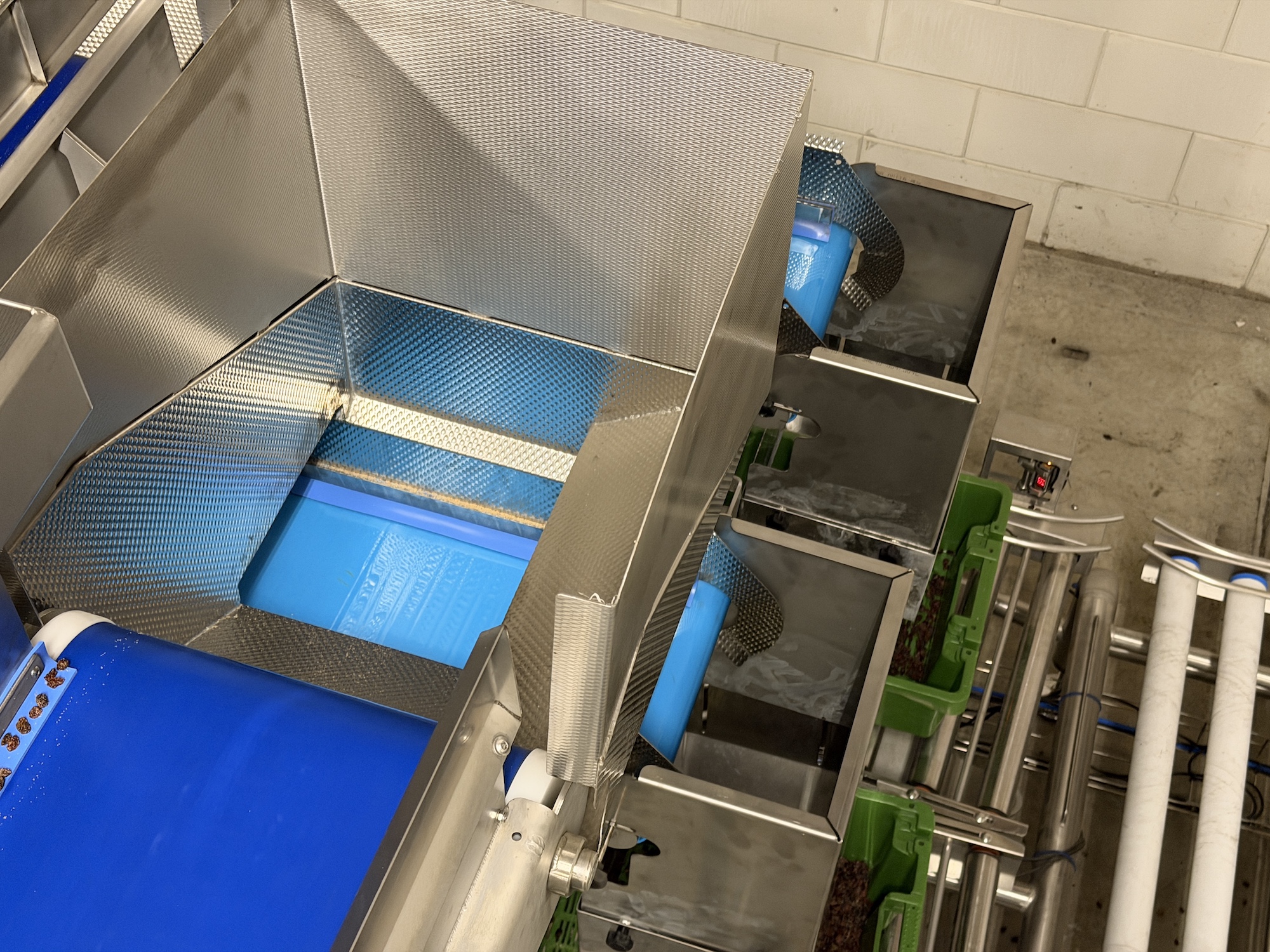 Used 2021 Lumacon automatic crate filling line