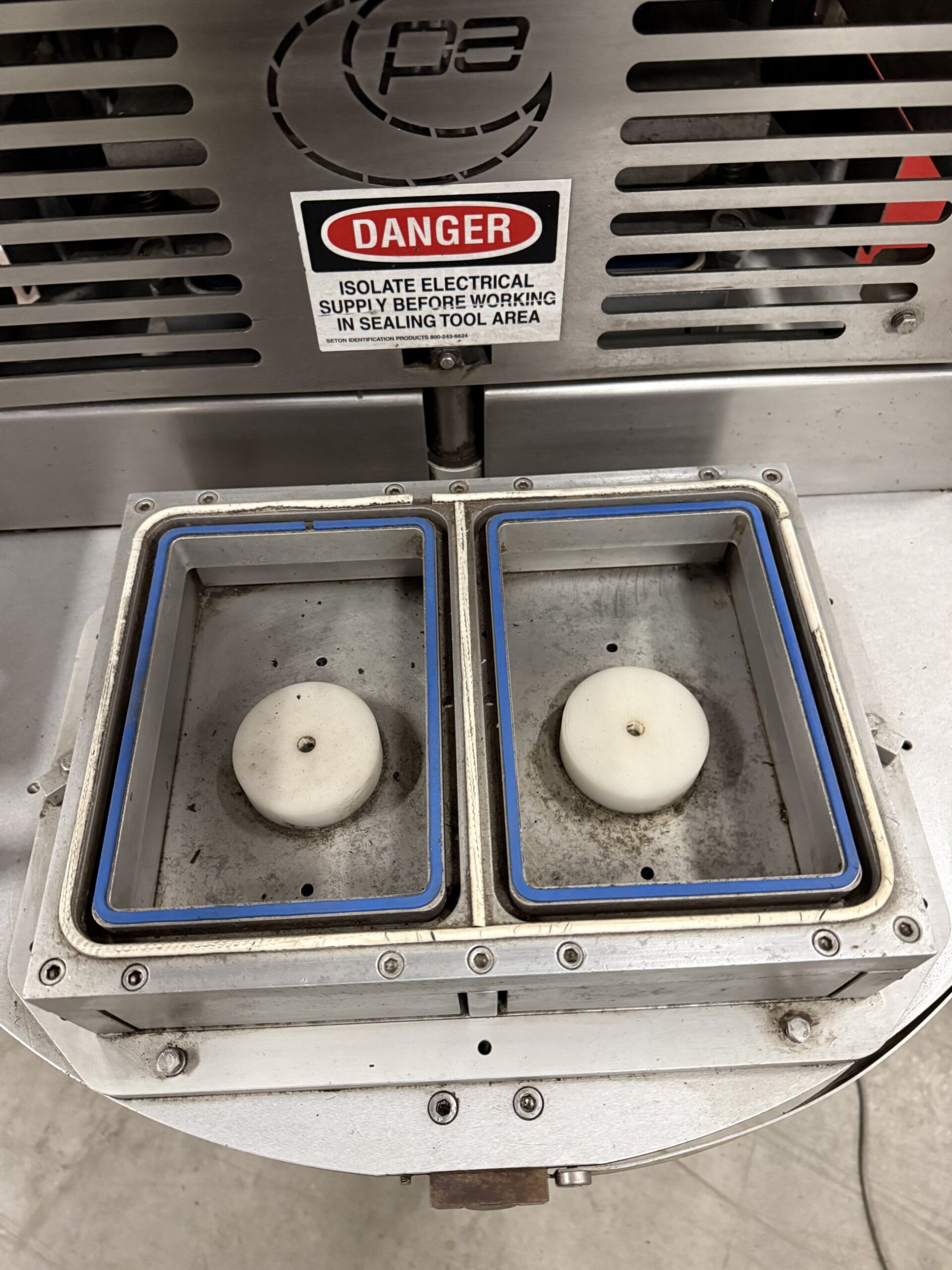 Used Packaging Automation 182/5 rotary tray sealer