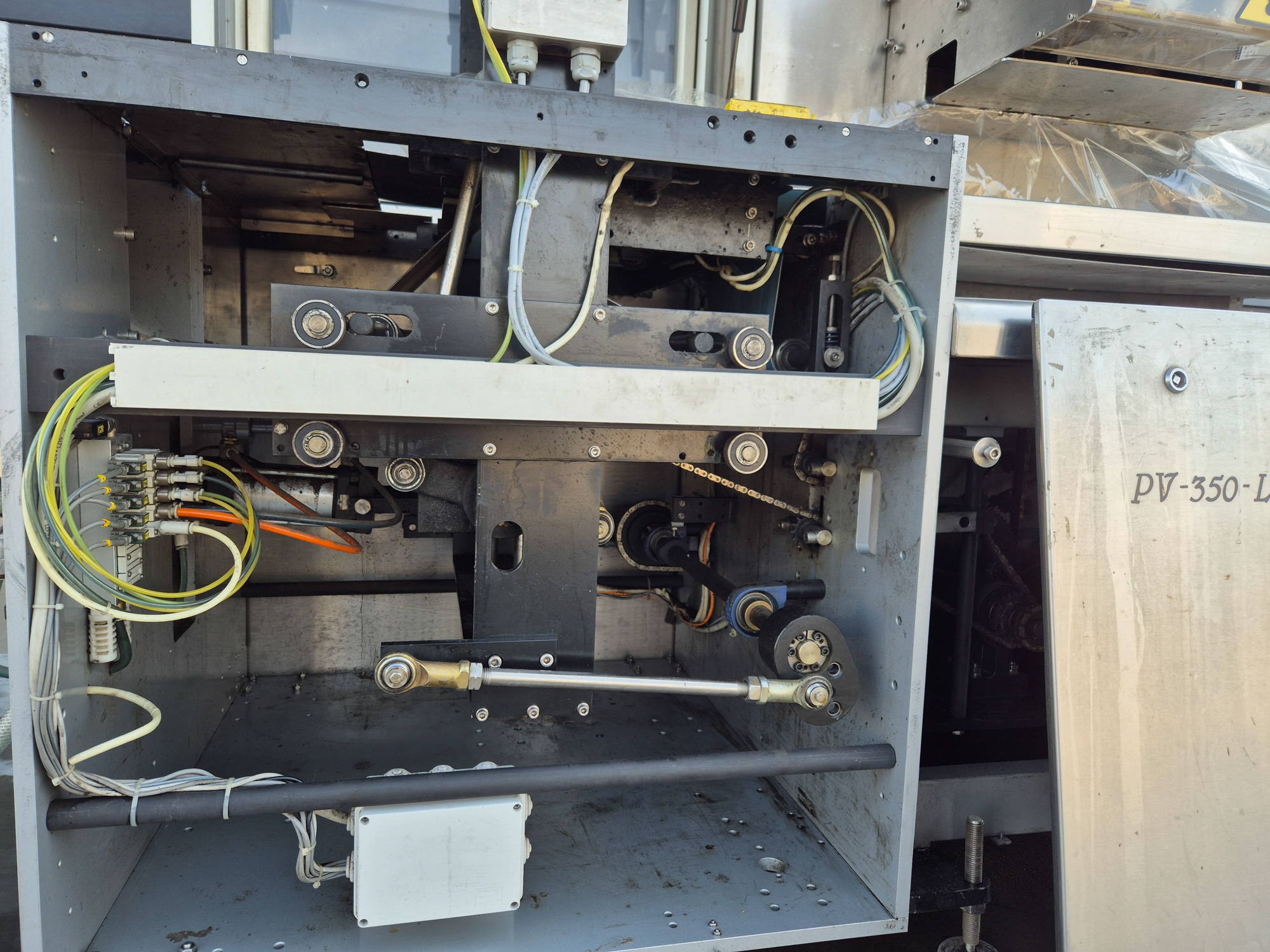 Used 2002 Ulma PV350-LS-H-IX flowpacker