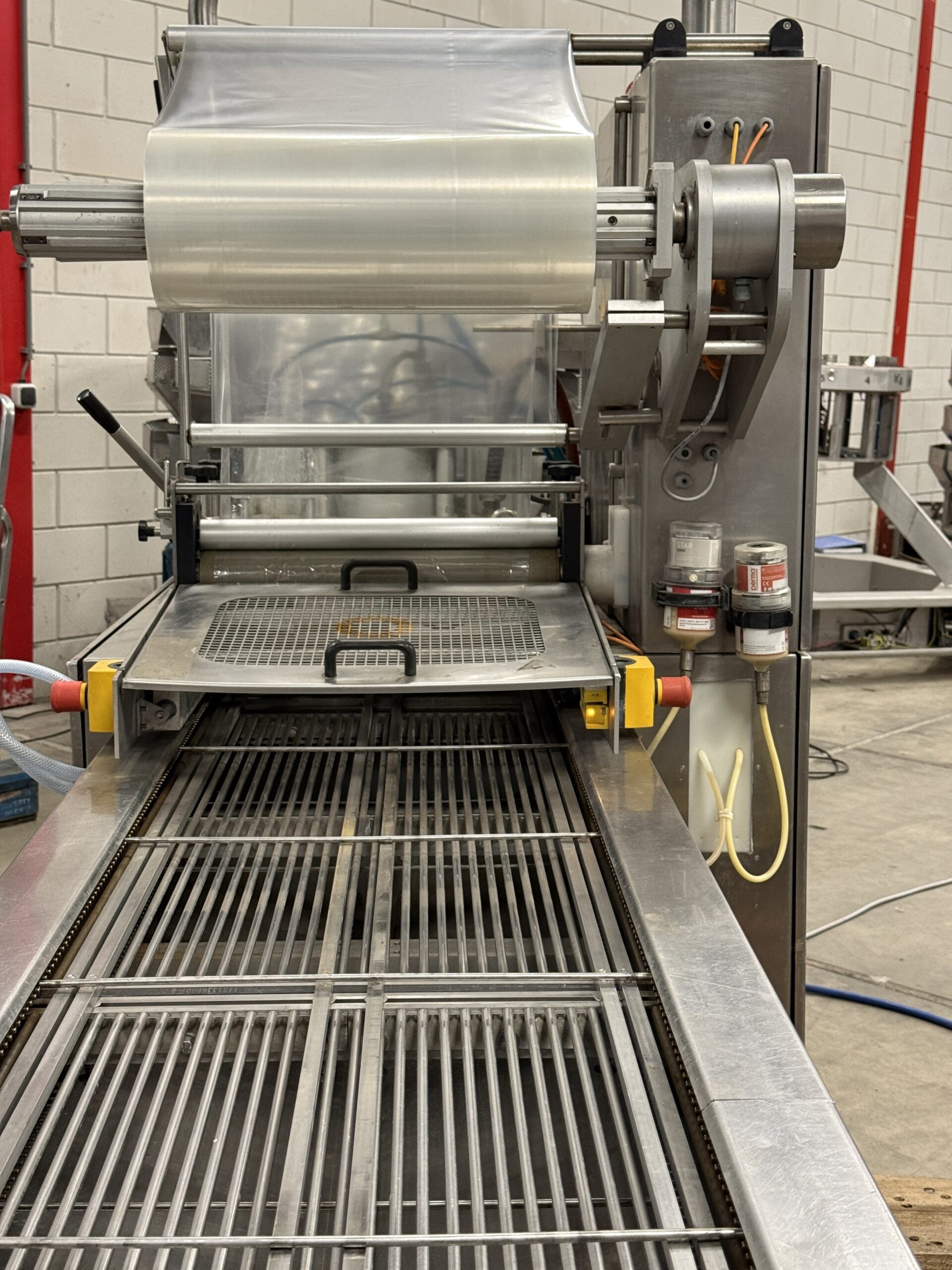 Used Meca Plastic S3000 tray sealer