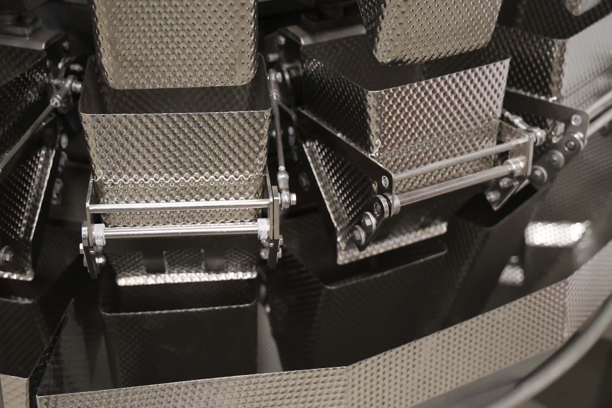 Used 2015 MultiWeigh MW 16 (3-MIX) multihead weigher with memory buckets