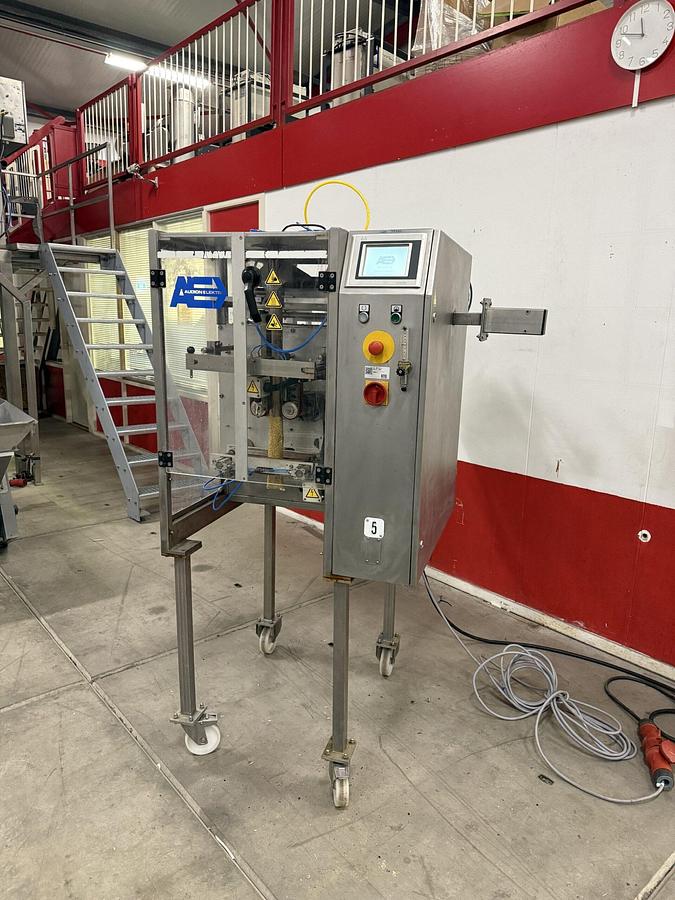 Used Audion vertical form fill seal machine (VFFS) for pillow bags