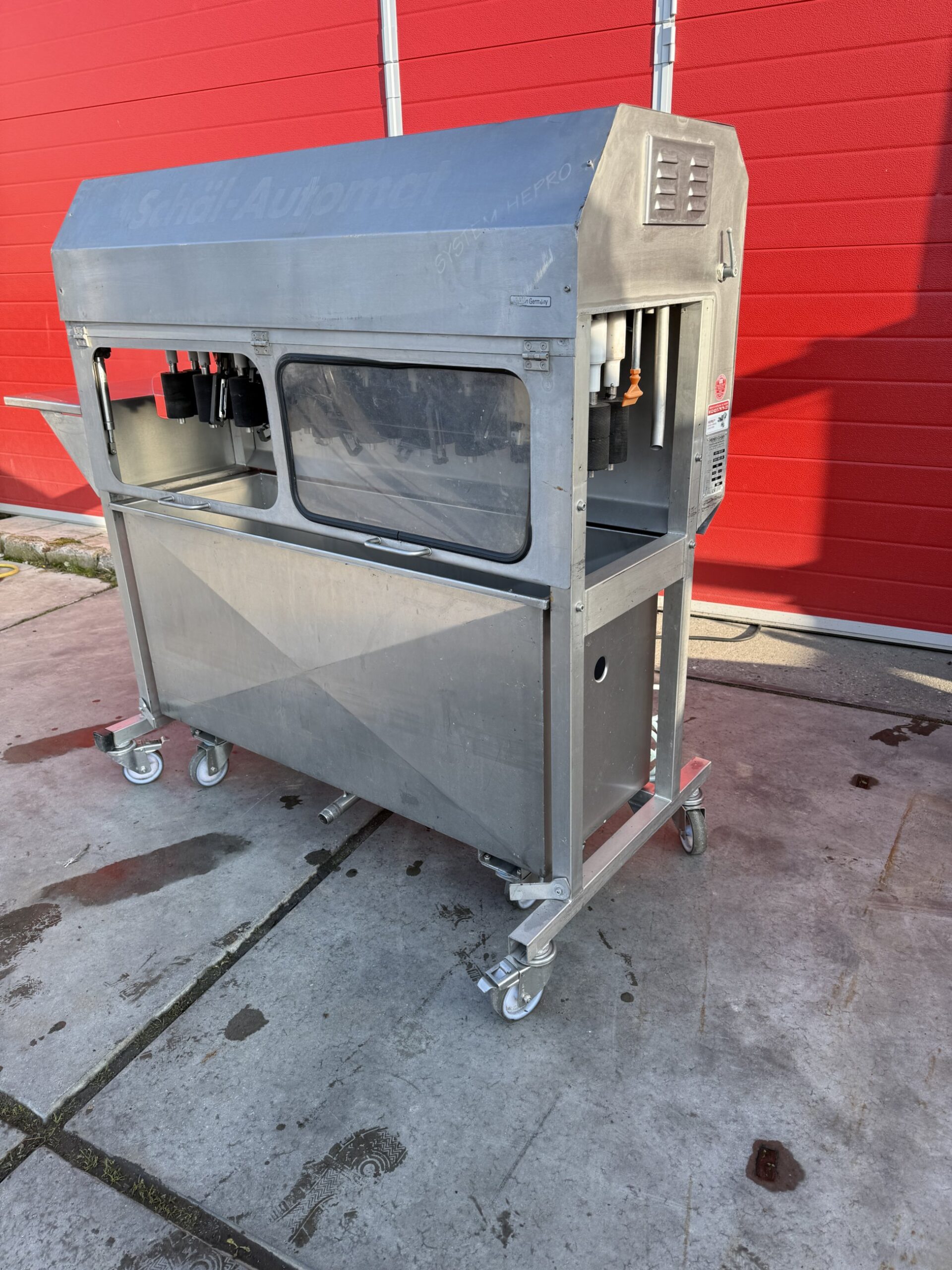 Used 2008 Hepro HSM-180/SAP asparagus peeling machine with 8 stations
