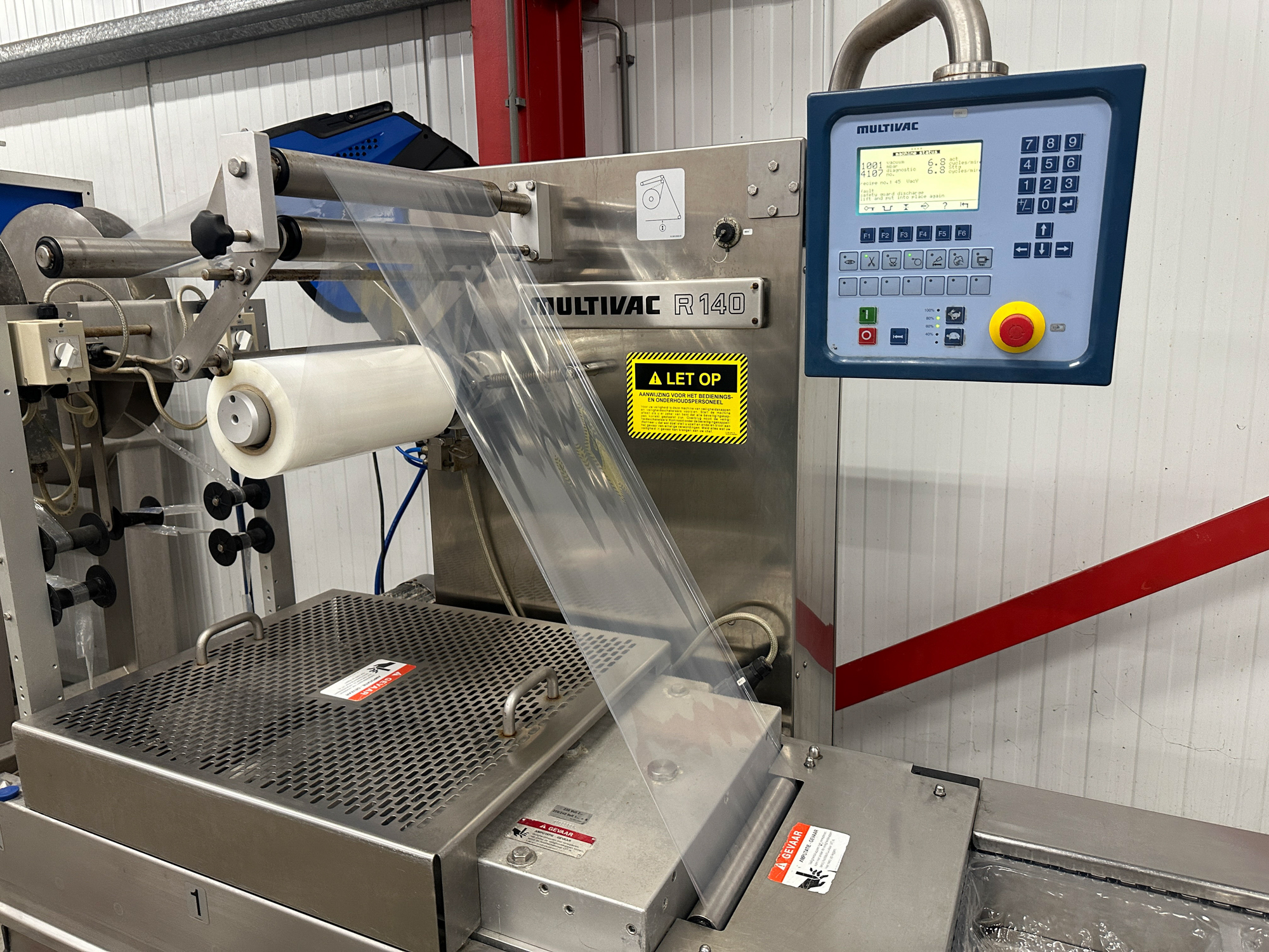 Used 2004 Multivac R140 compact thermoformer