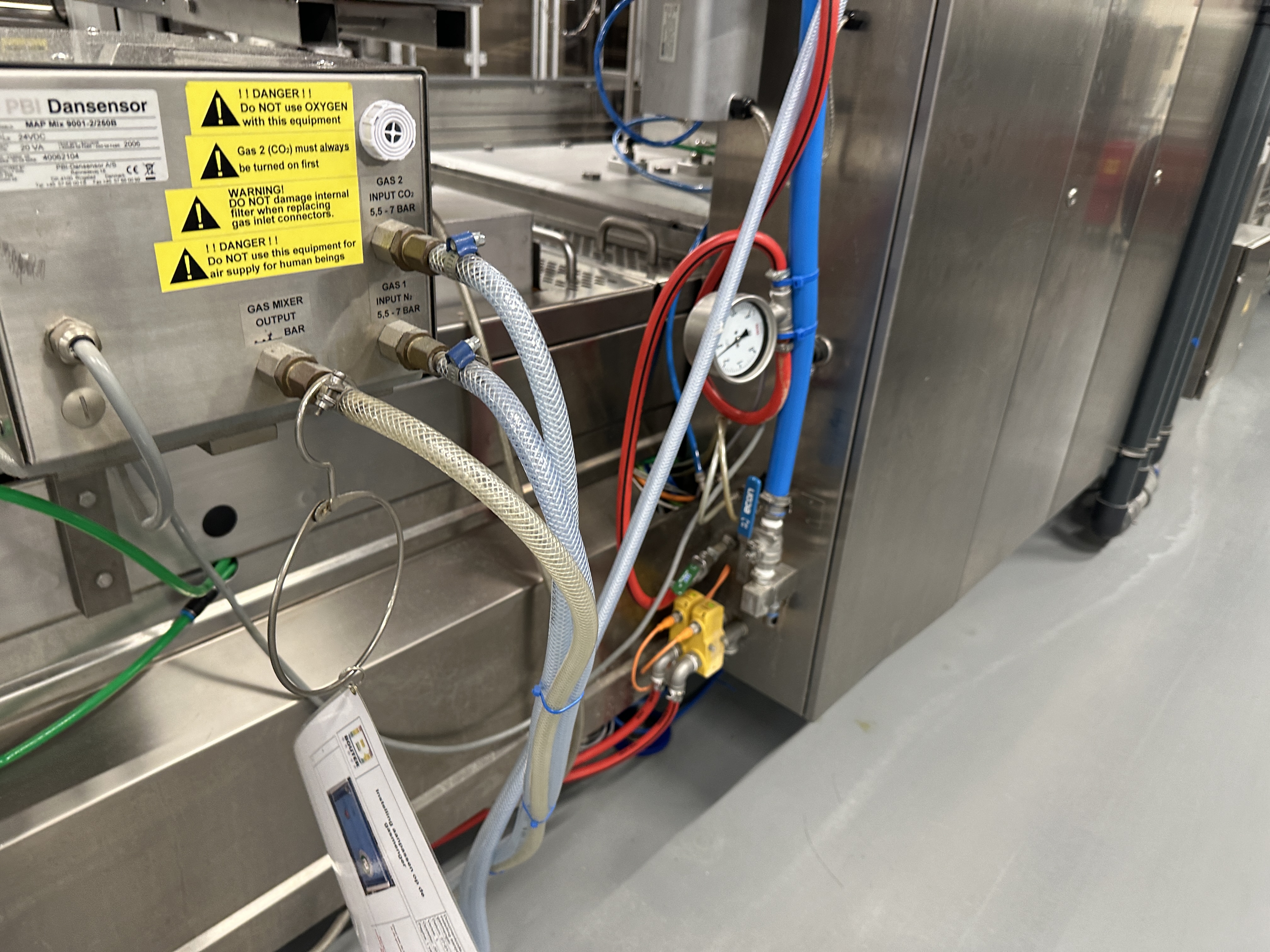 Used Multivac R530 complete line with Weber