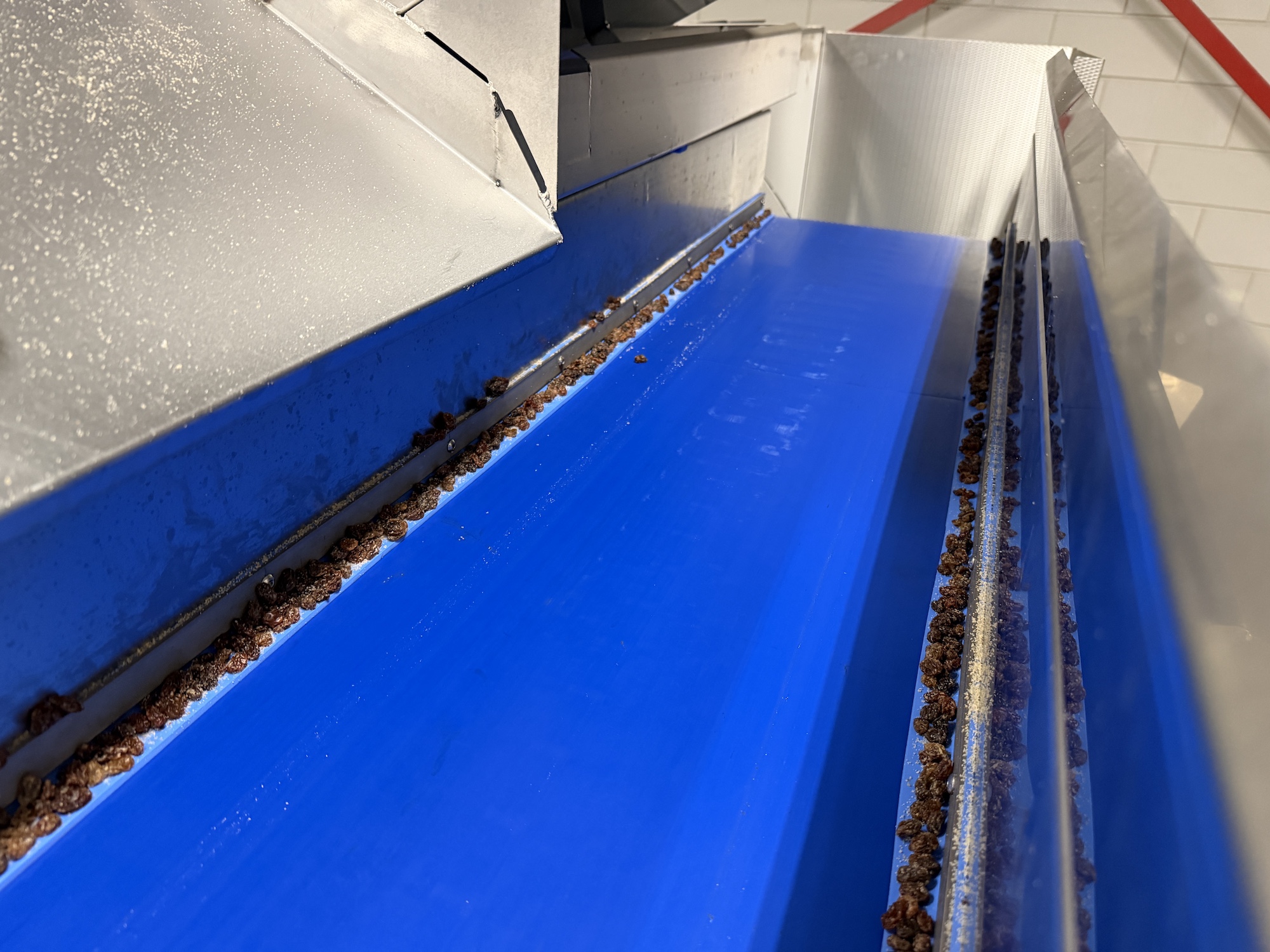 Used 2021 Lumacon automatic crate filling line